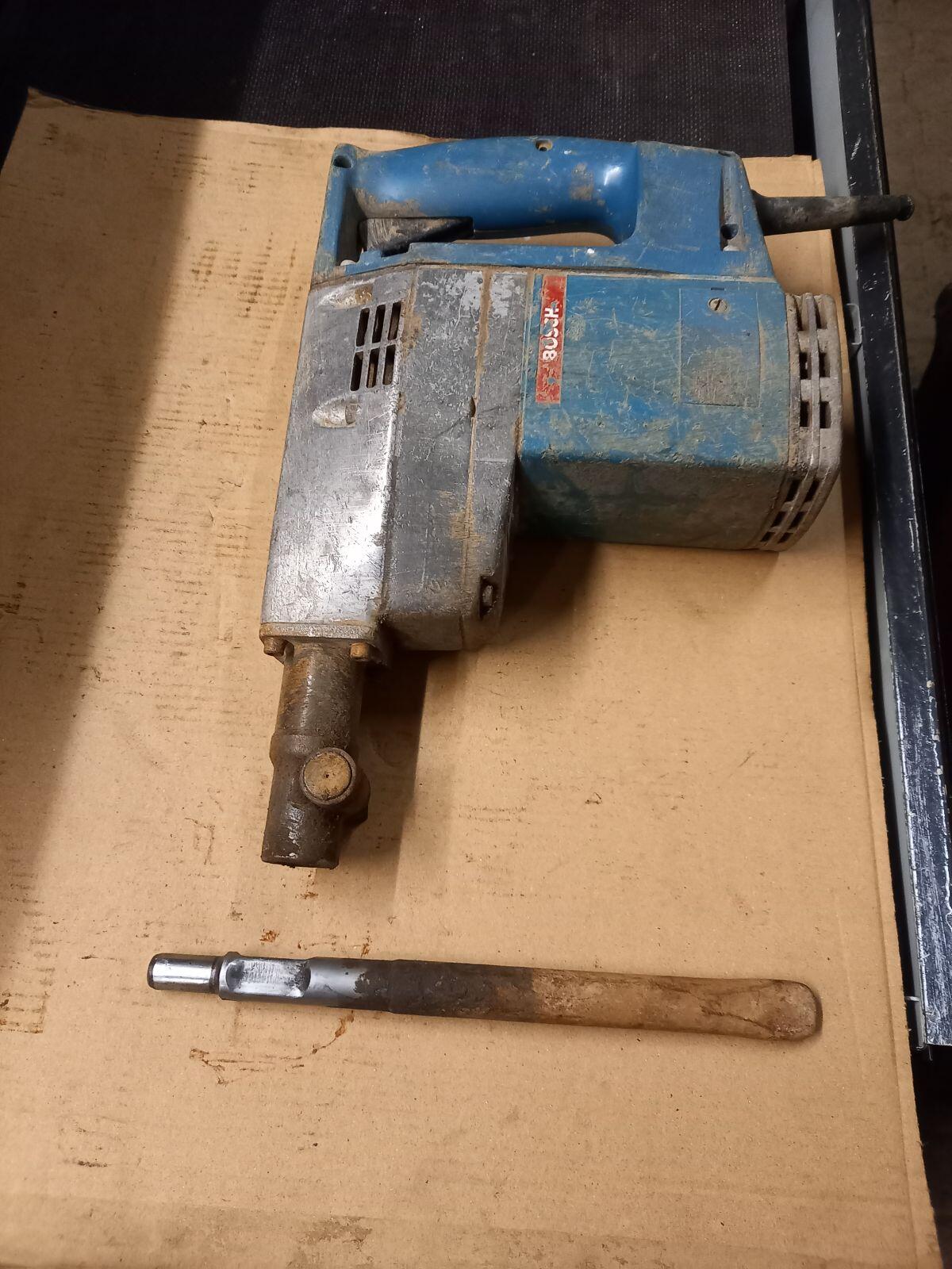Defekter Bosch Stemmhammer 1