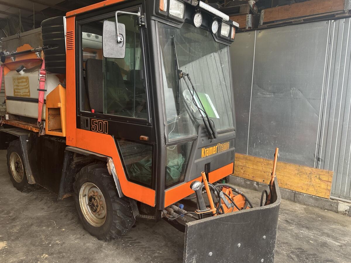 Kommunalfahrzeug Tremo 501 2