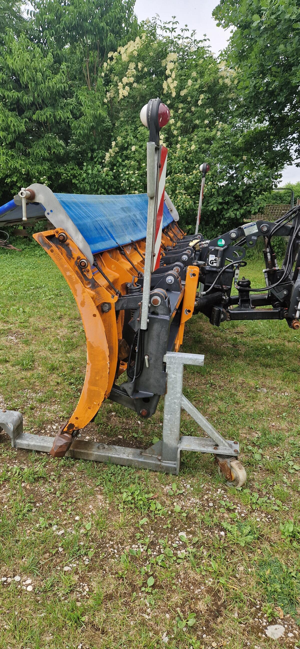 Schmidt Tarron MS40.1 Kahlbacher Springer Salzstreuer Unimog 3