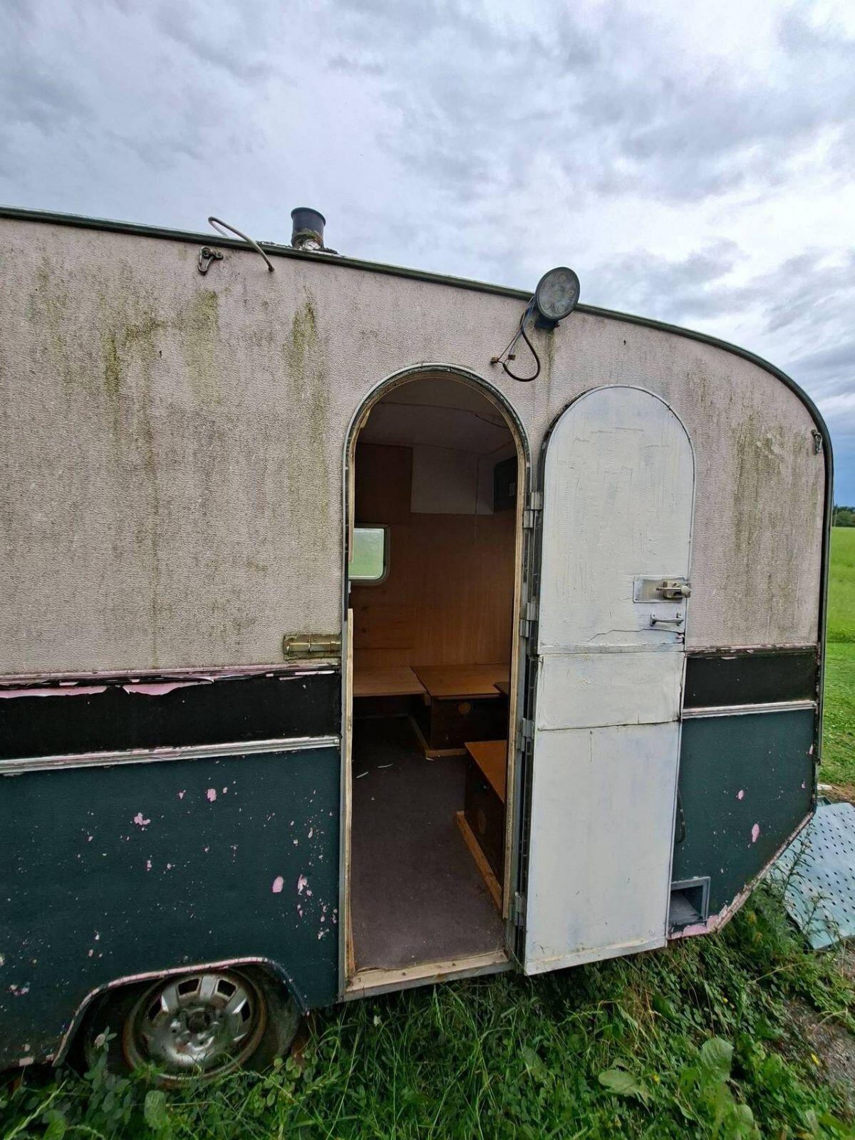 Wohnwagen, Baucontainer, Fischer- oder Partyhütte 3