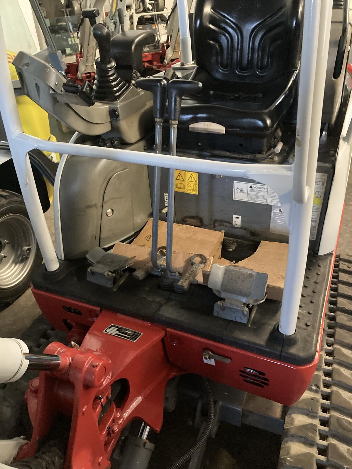 Takeuchi TB 216 ÜB Minibagger Powertilt 3