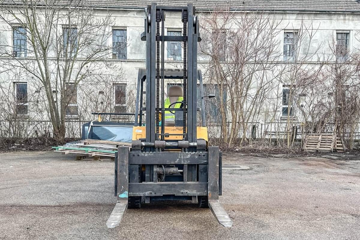 Gabelstapler 2
