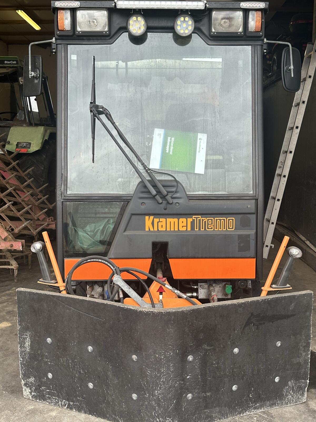 Kommunalfahrzeug Tremo 501 3