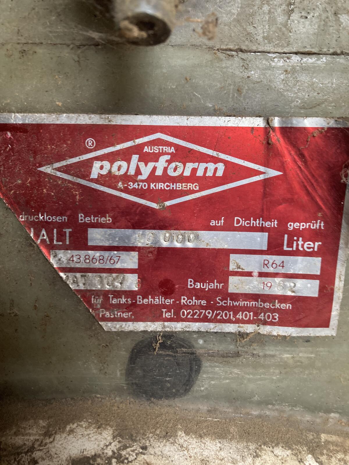 Polyestertank mit Rührwerk 10.000 l 2