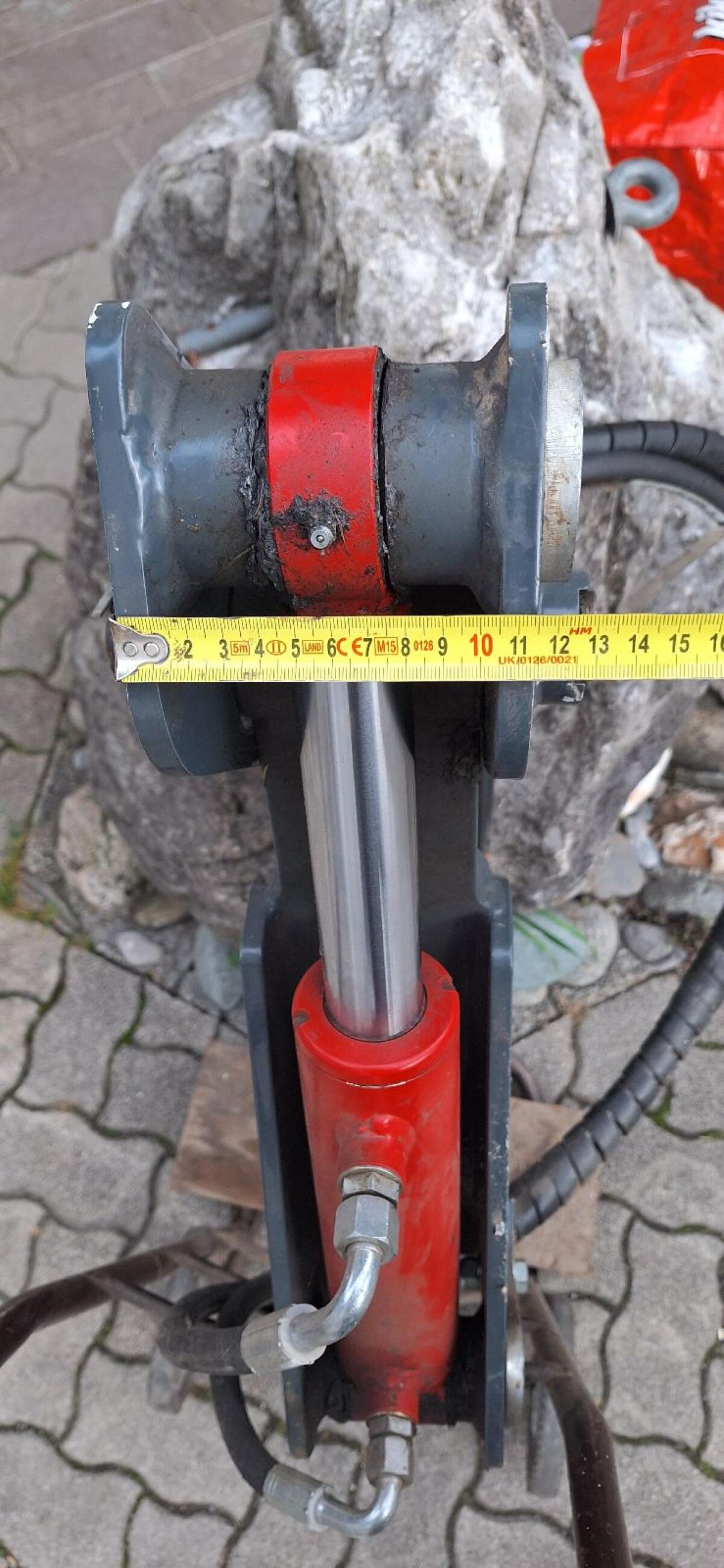 SAT Niederhalter für Palettengabel 2