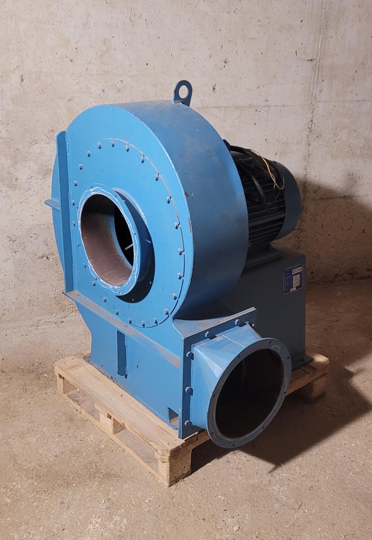 Absauganlage Gebläse Bördelrohre Rohrschellen 3