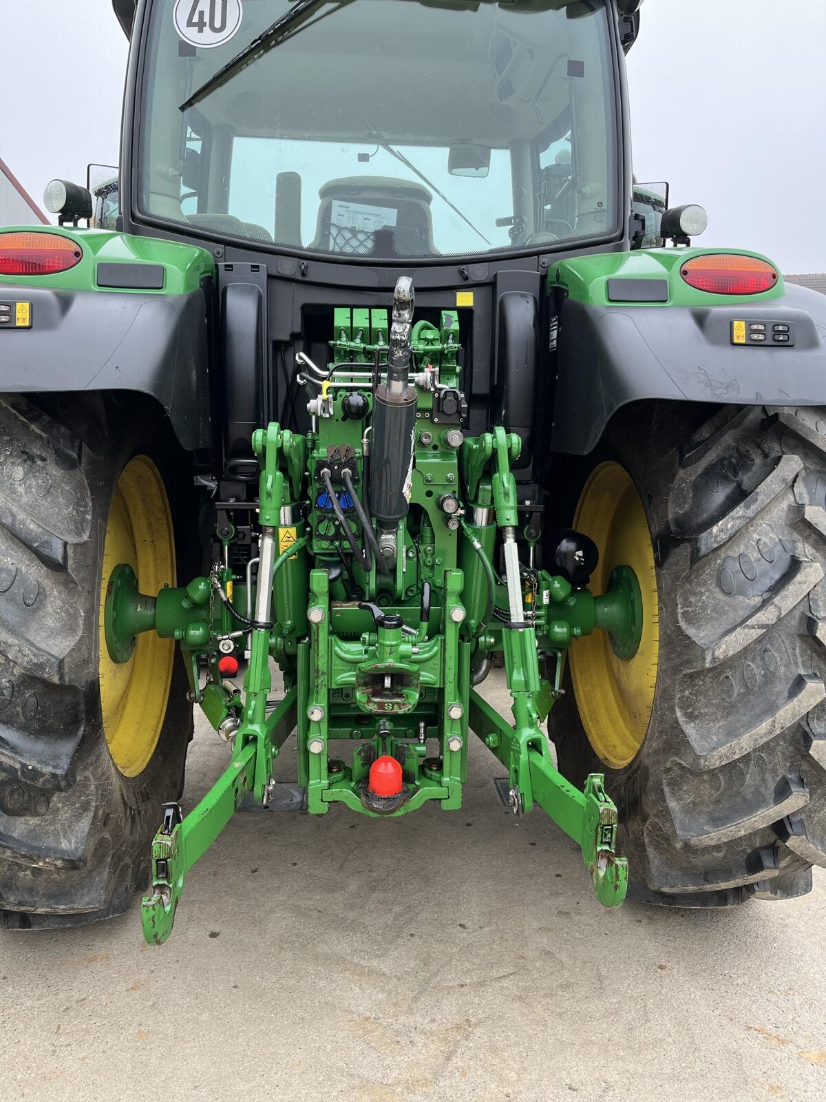 John Deere 6130R 3