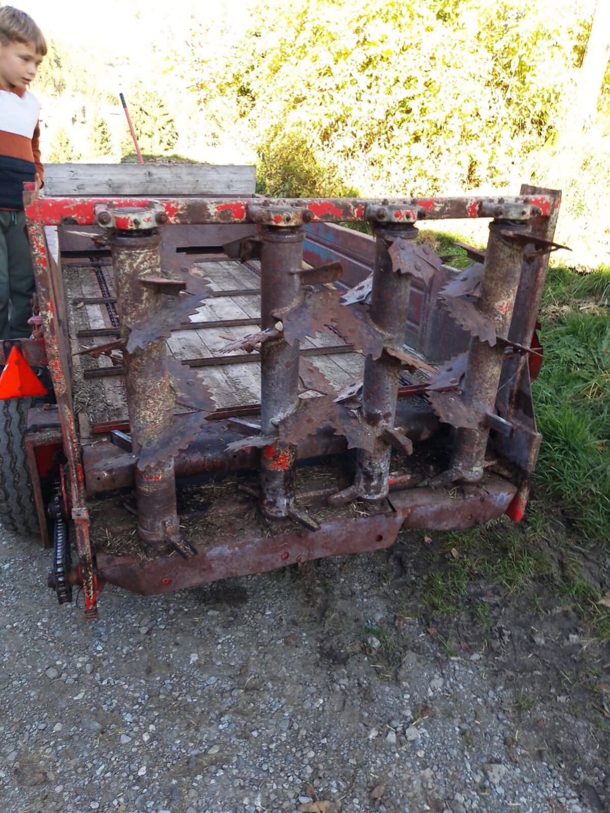 Mengele Streuer S 320 WR-T 3