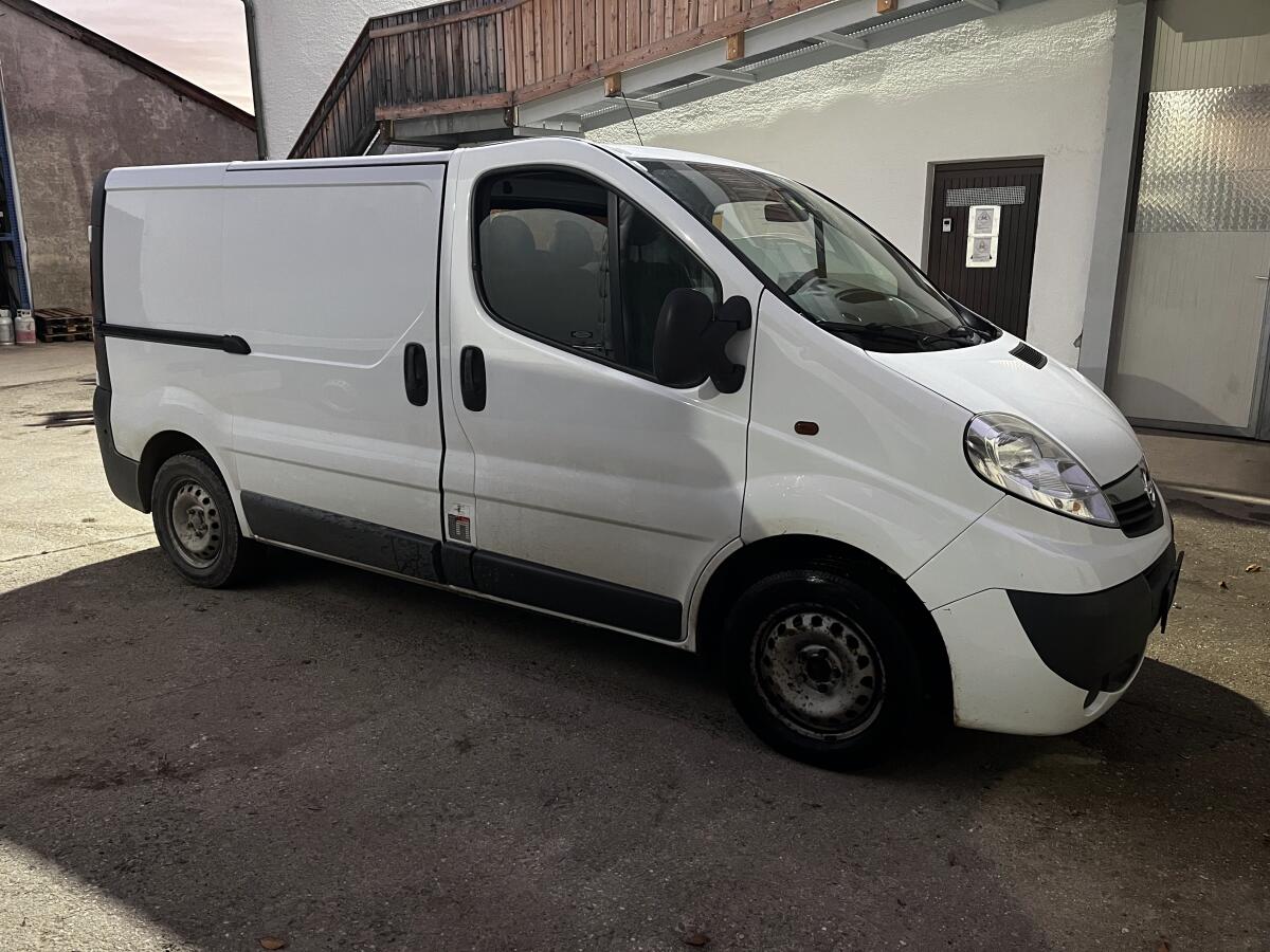 Opel Vivaro 1
