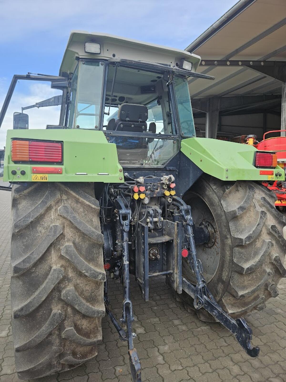 Deutz Fahr Traktor AgroStar 6.81 2