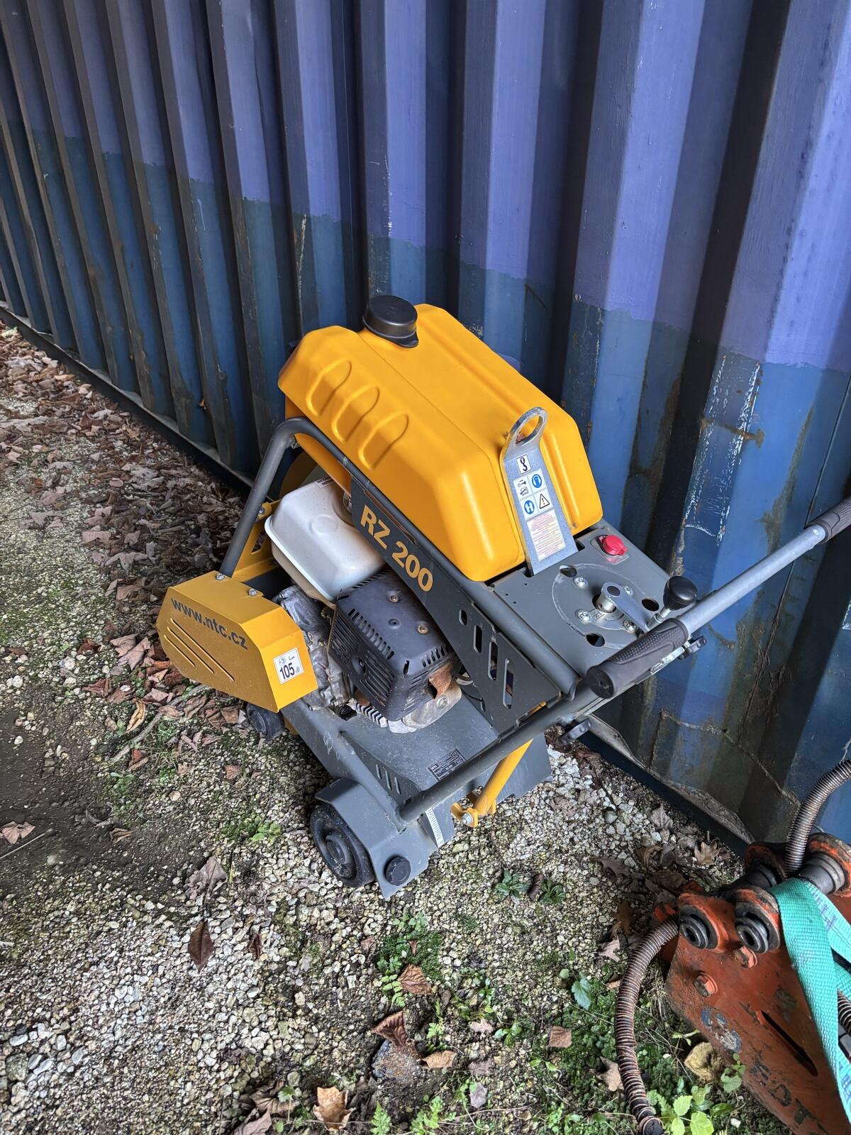 Fugenschneider, Asphaltschneider RZ200 1