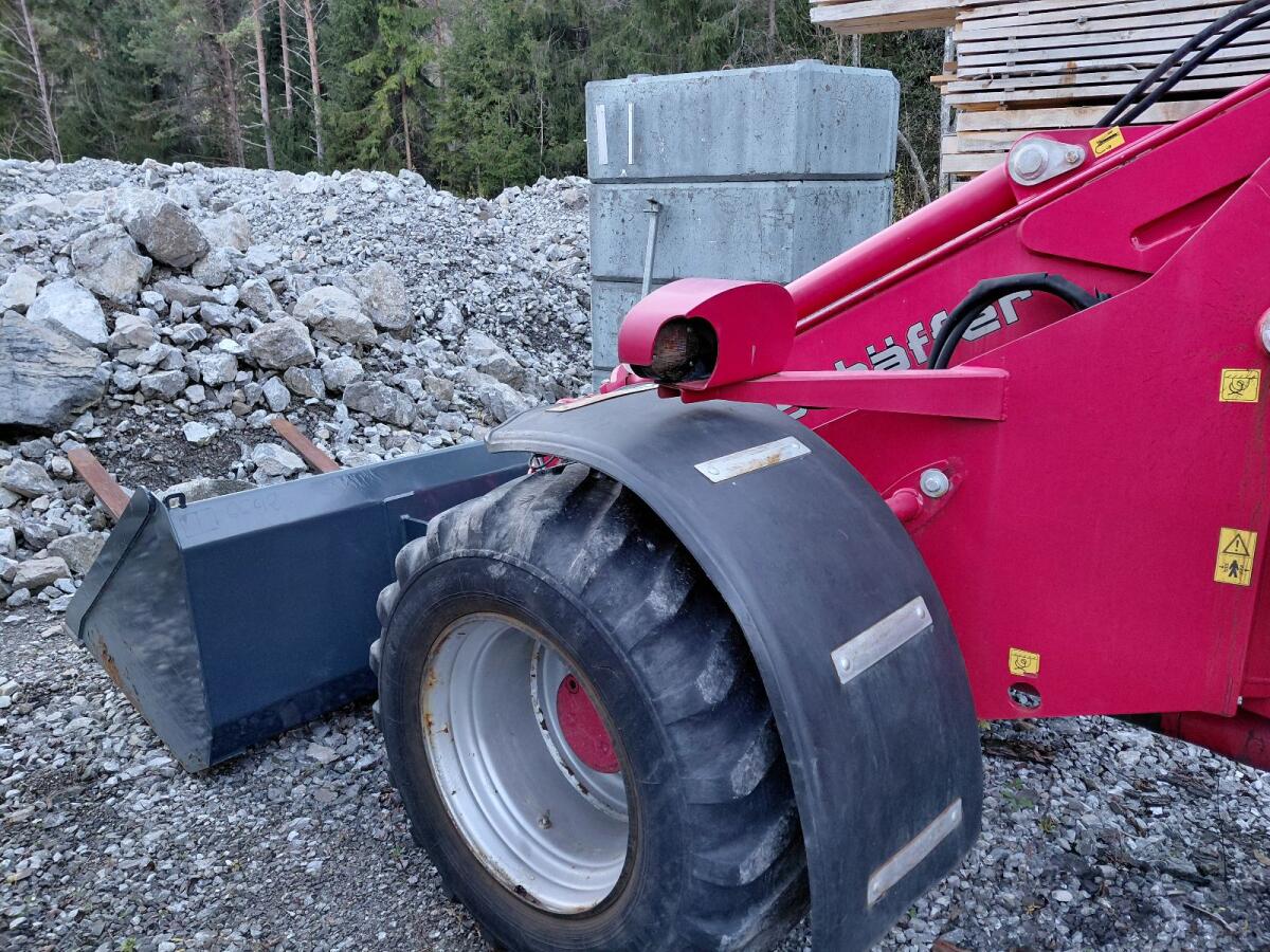 Schäffer Radlader 9330T 3