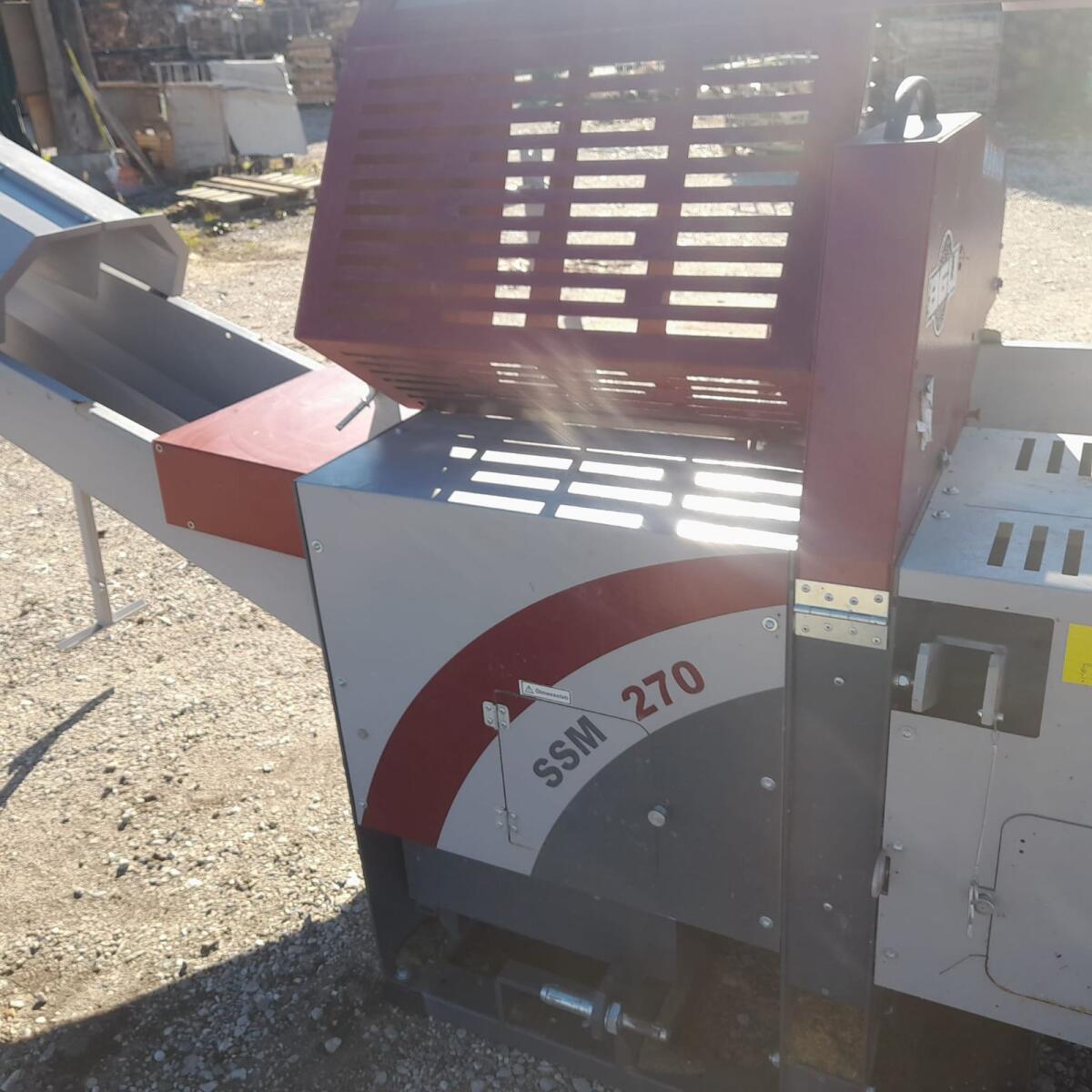 BGU Sägespaltautomat mit Kreissägeblatt 2