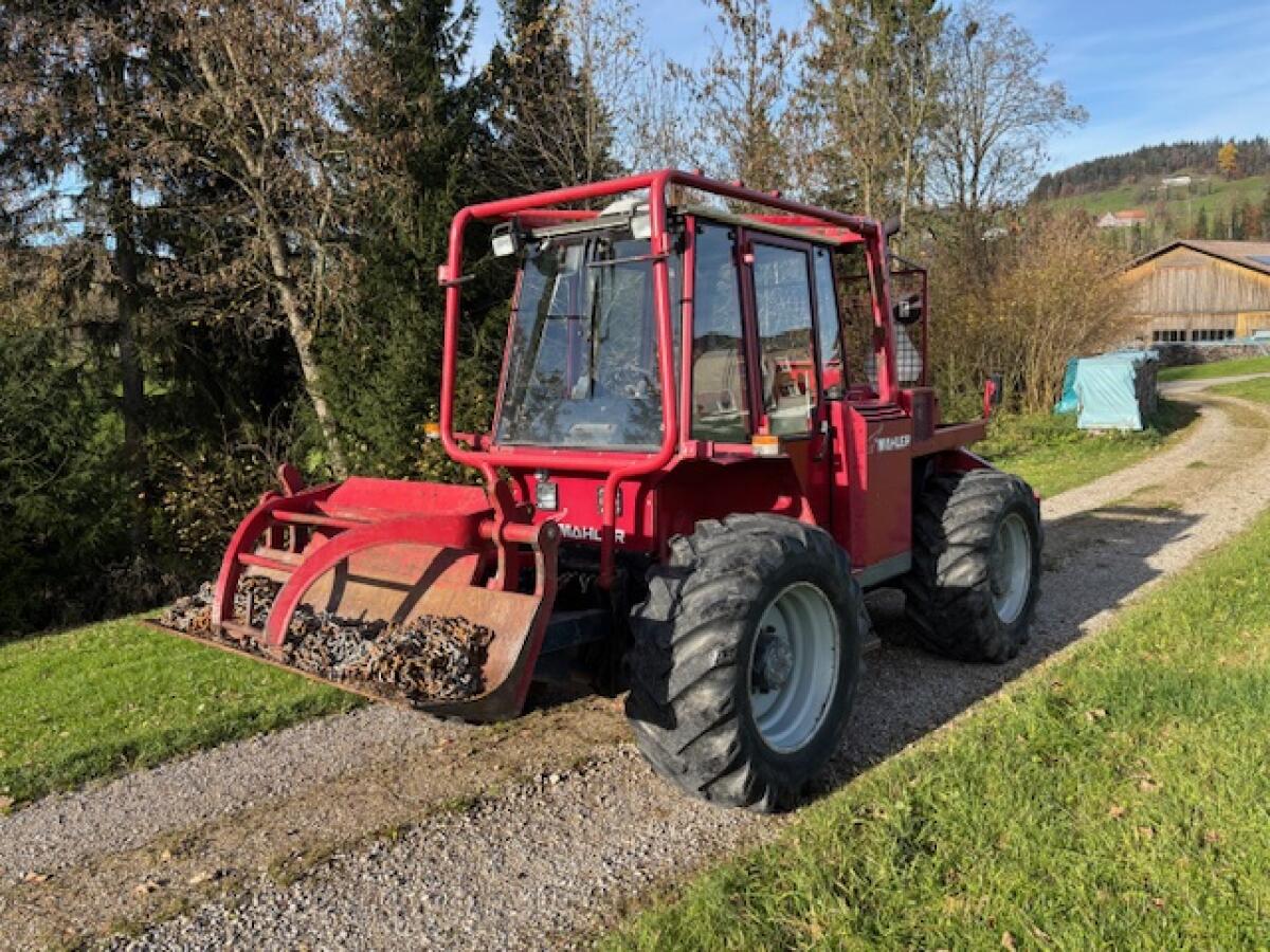 Forst-Maschine  Mahler Elefant mit Kyburz DT 3