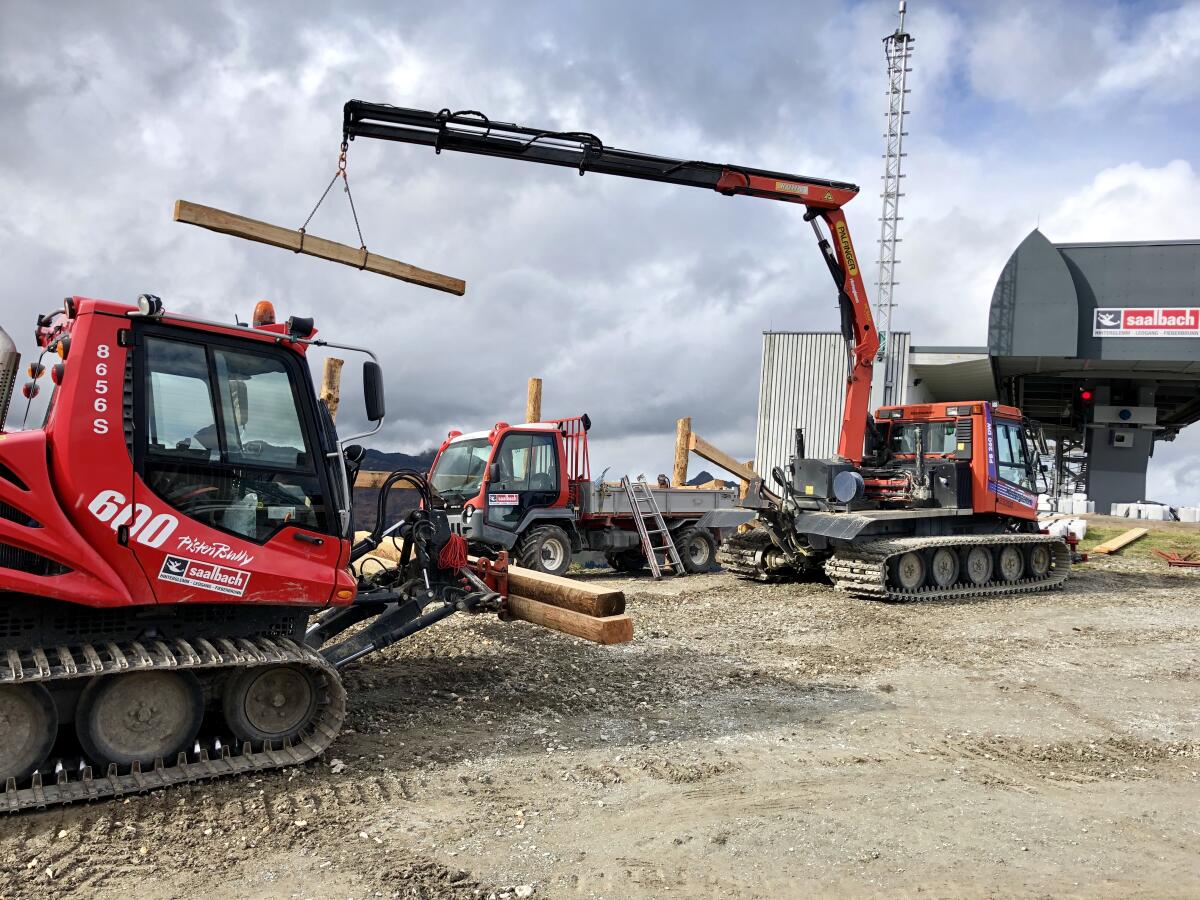 Kässbohrer 260 DW mit Palfinger Kran 2