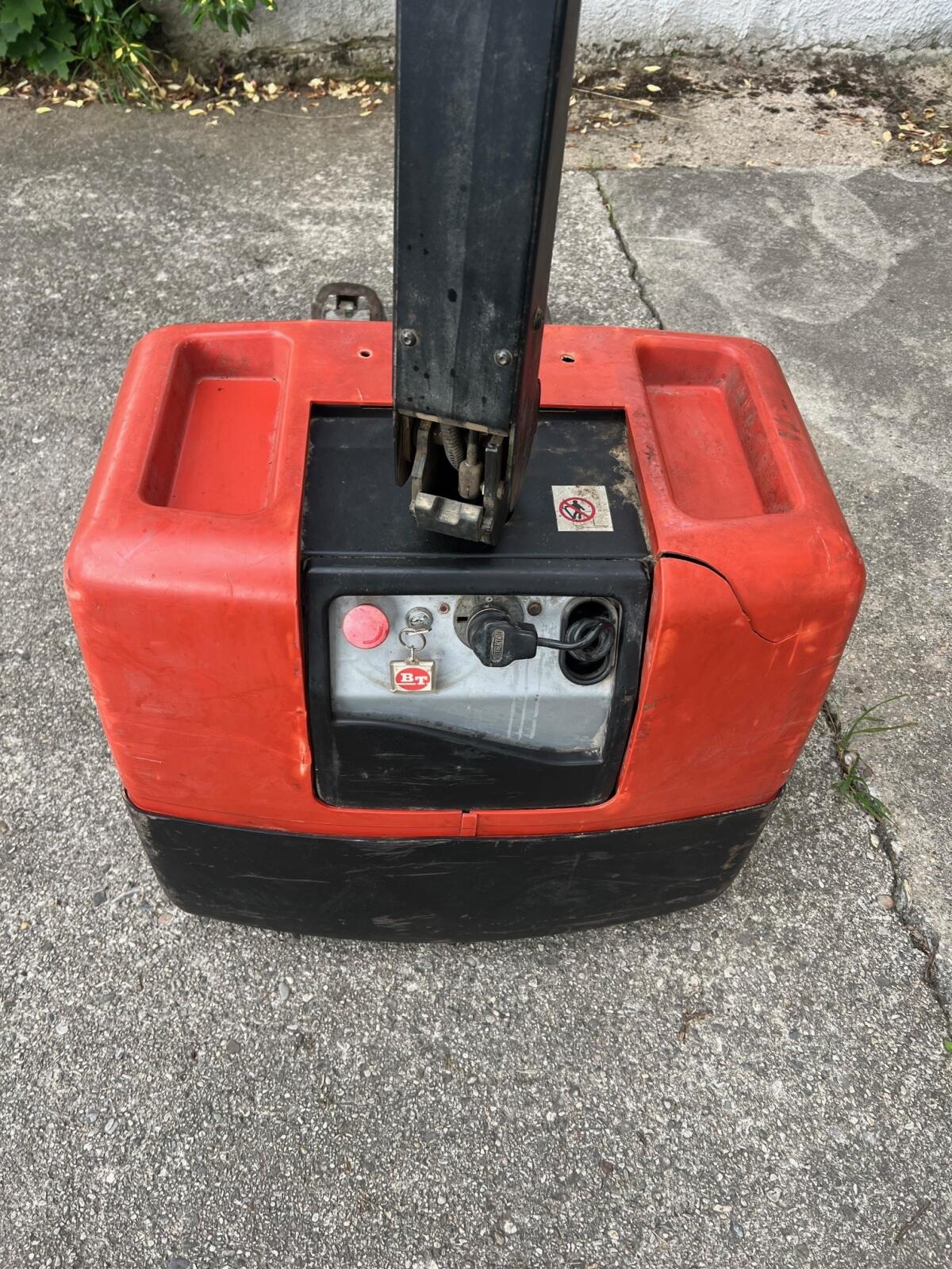 Elektro-Hubwagen Marke BT 3