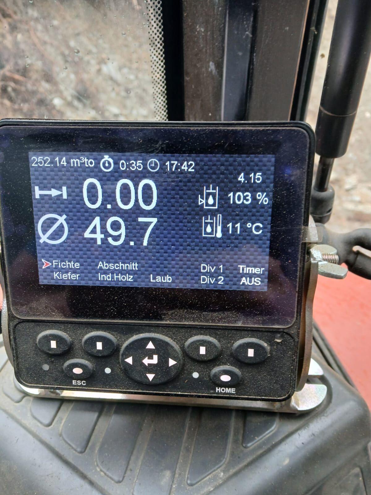 Verkaufe Anhänge- /Traktor-Harvester Hypro 755hb 3