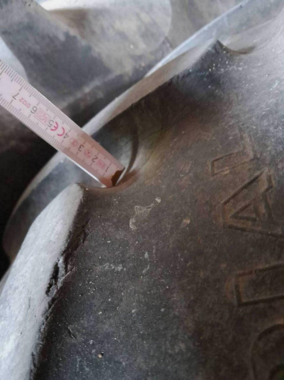 Komplettreifensatz 16.9 R34 - 13.6 R24 3