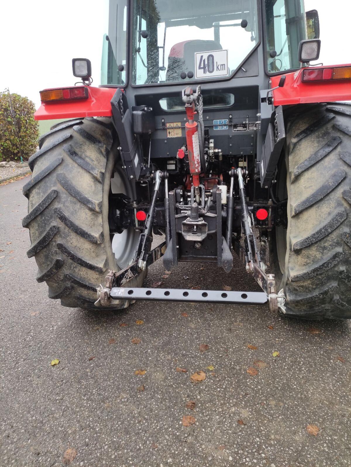 Massey Ferguson 4245 2