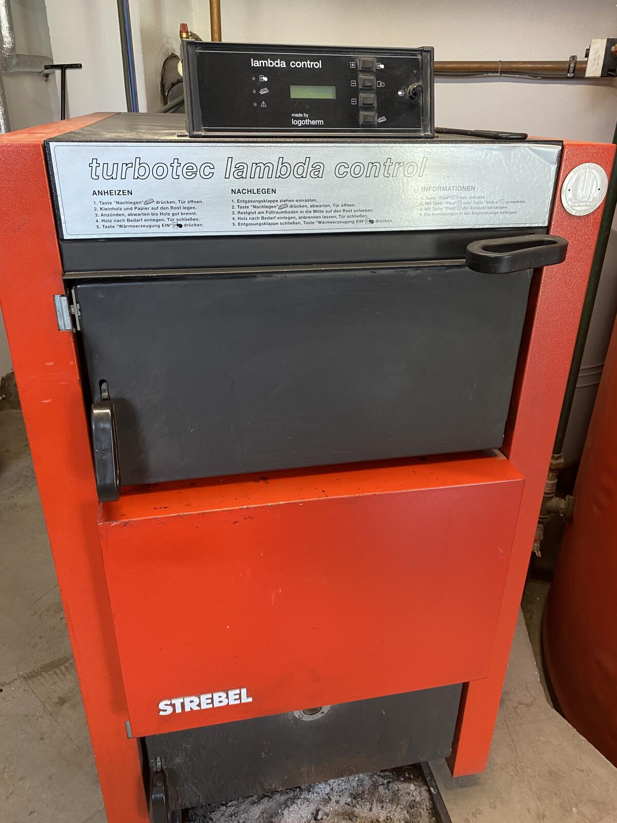 Strebel Holzvergaser 60 kW, Bj. 2004 2