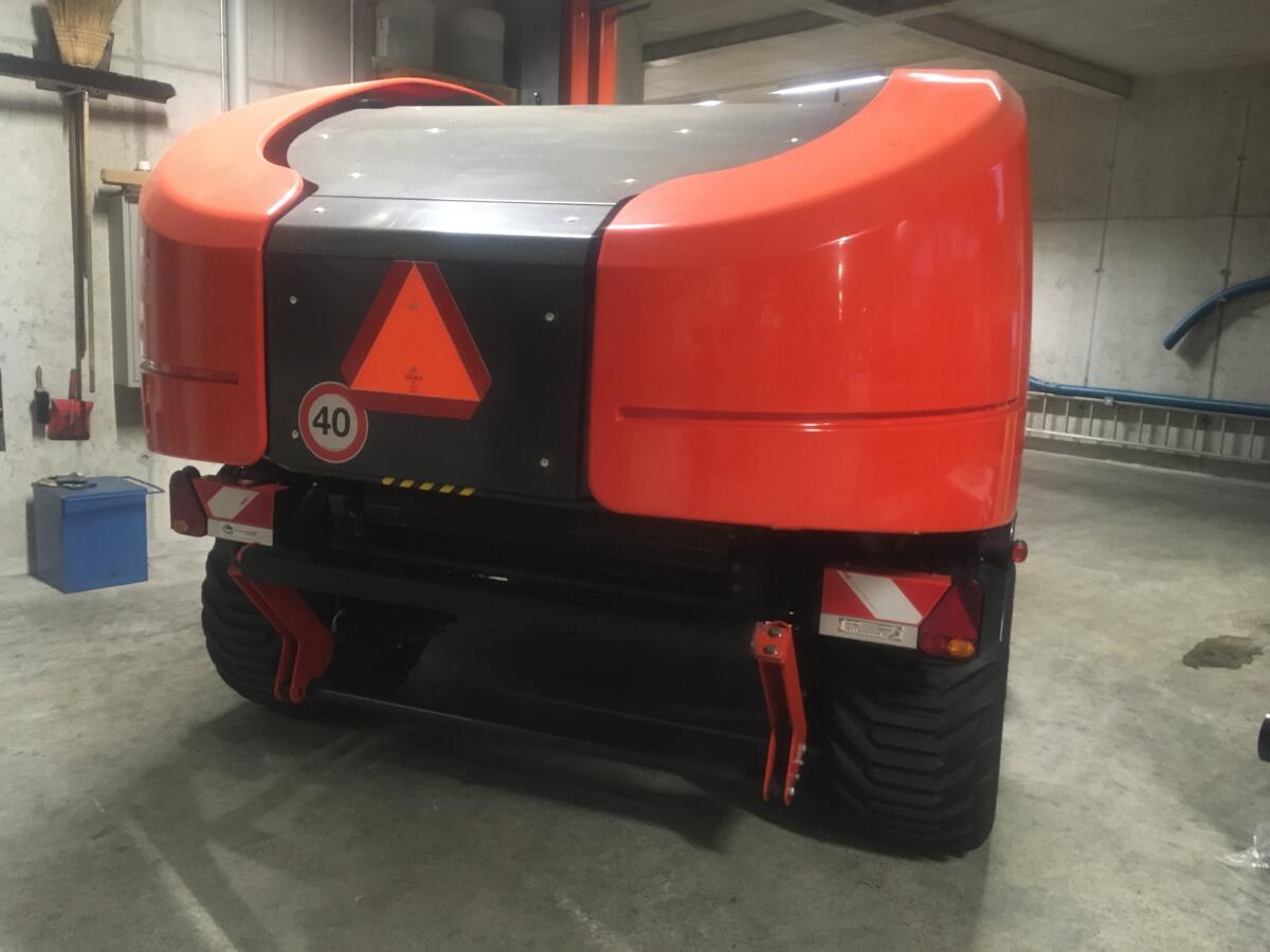Press- / Wickelkombination Kuhn I-Bio Deutz Compactmaster 1
