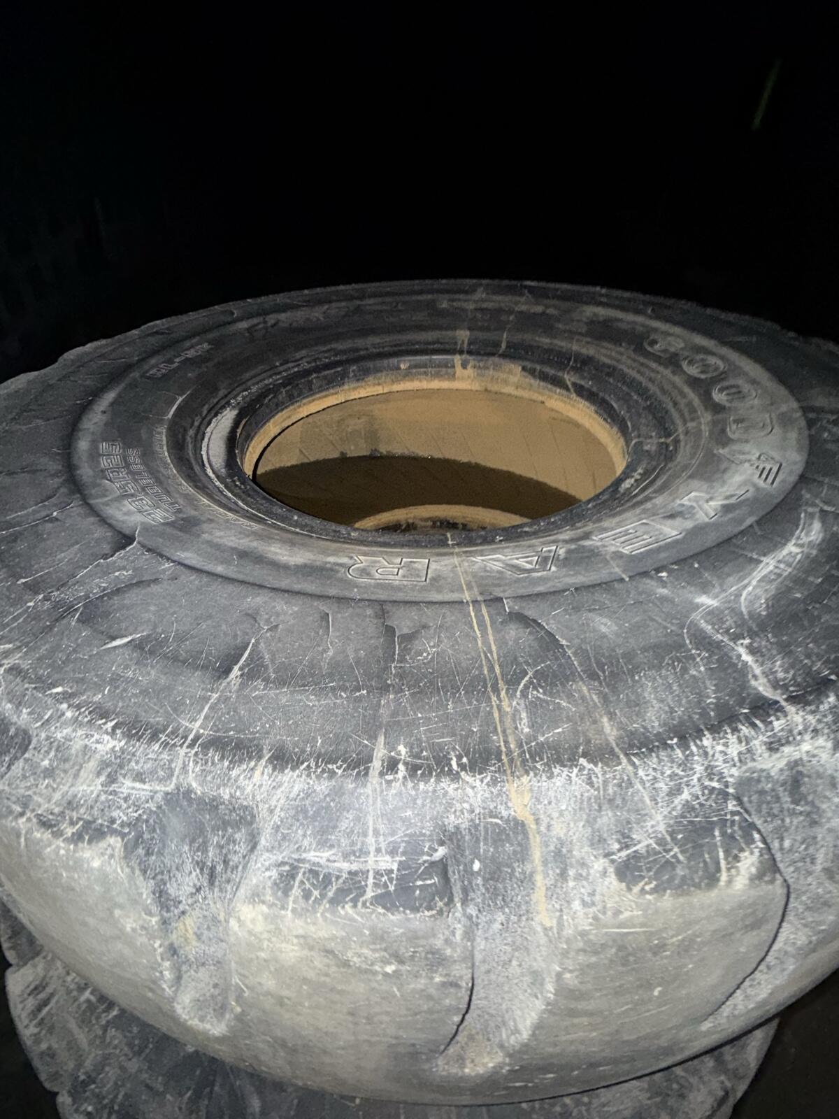 Radladerreifen Goodyear 23.5 R25 2