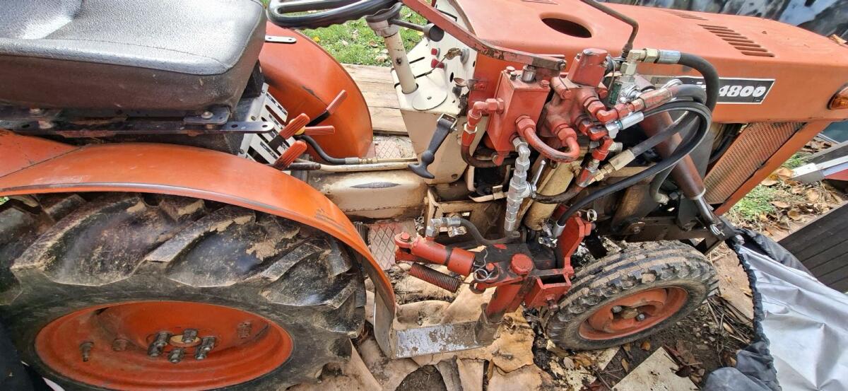 Agria 4800 mit Stockräumgerät 2