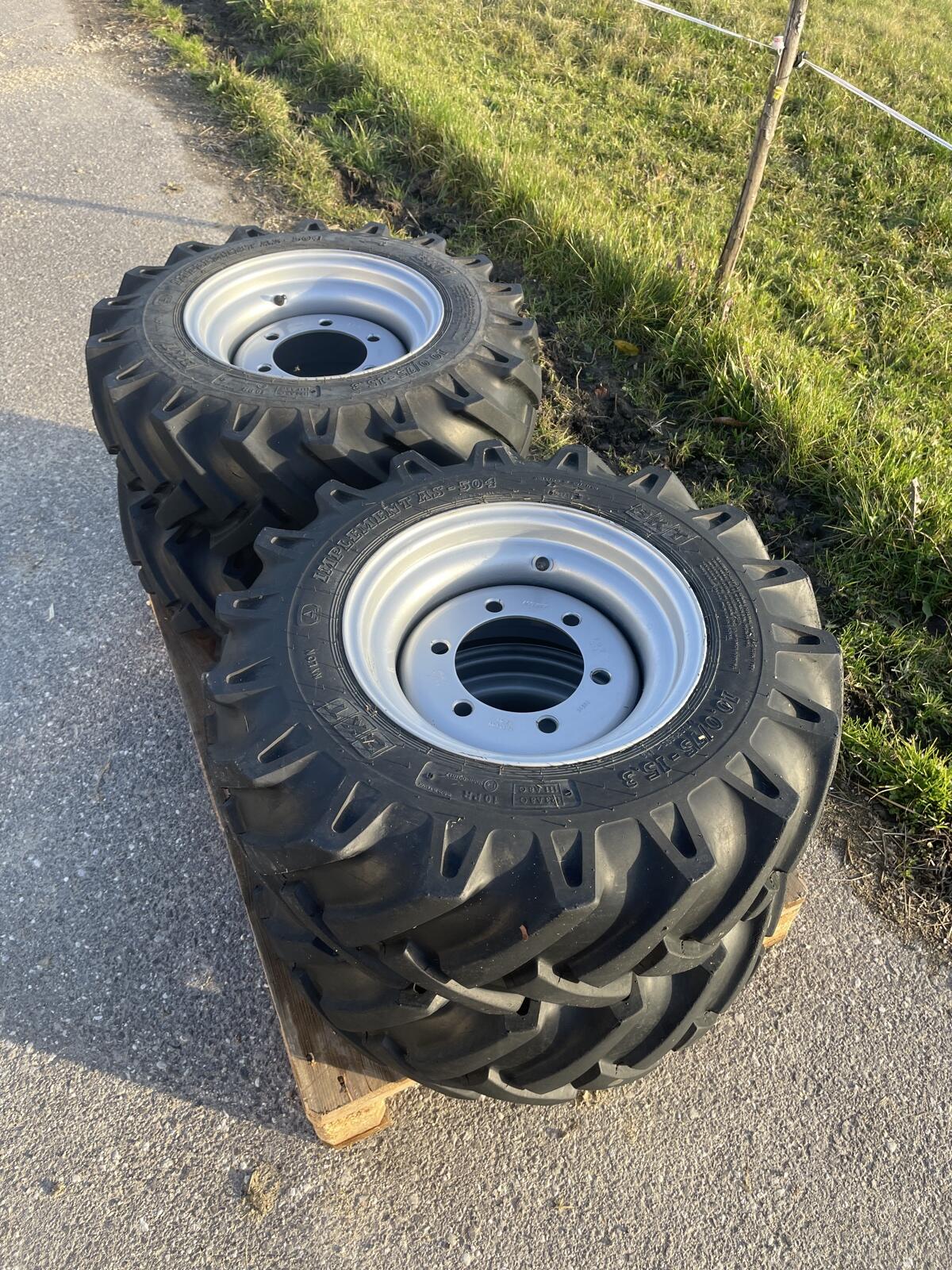 Reifen BKT 10.0/75-15.3 Weidemann 1260 1