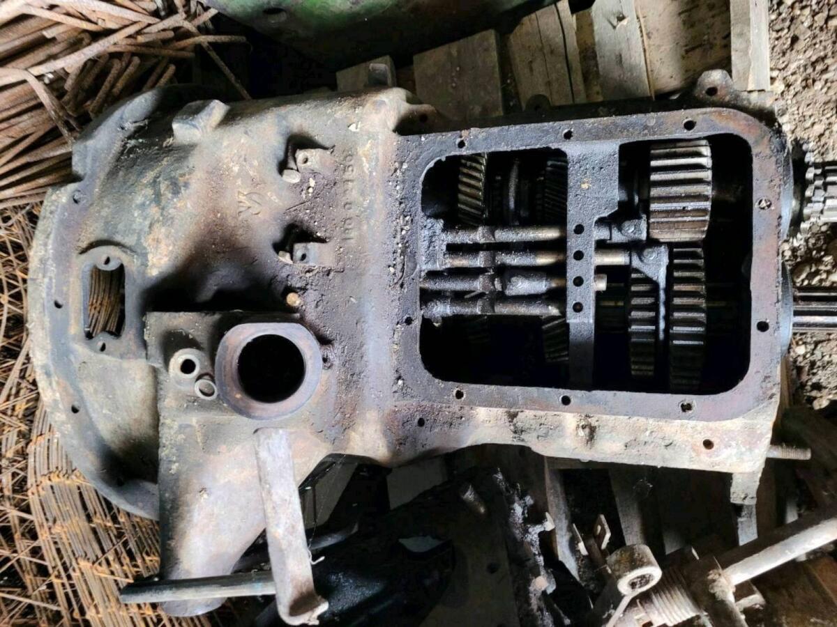 Schaltgetriebe Steyr T180 1