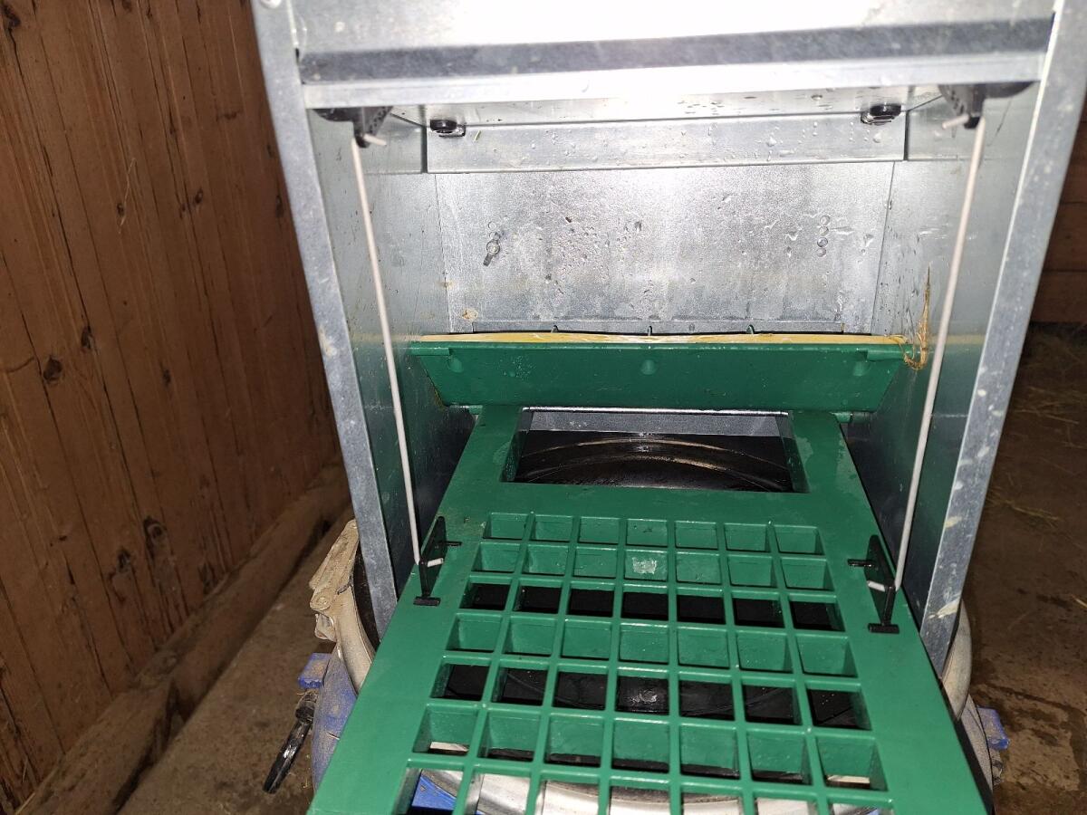 Futterautomat Hühner Feed-o-Matic 3