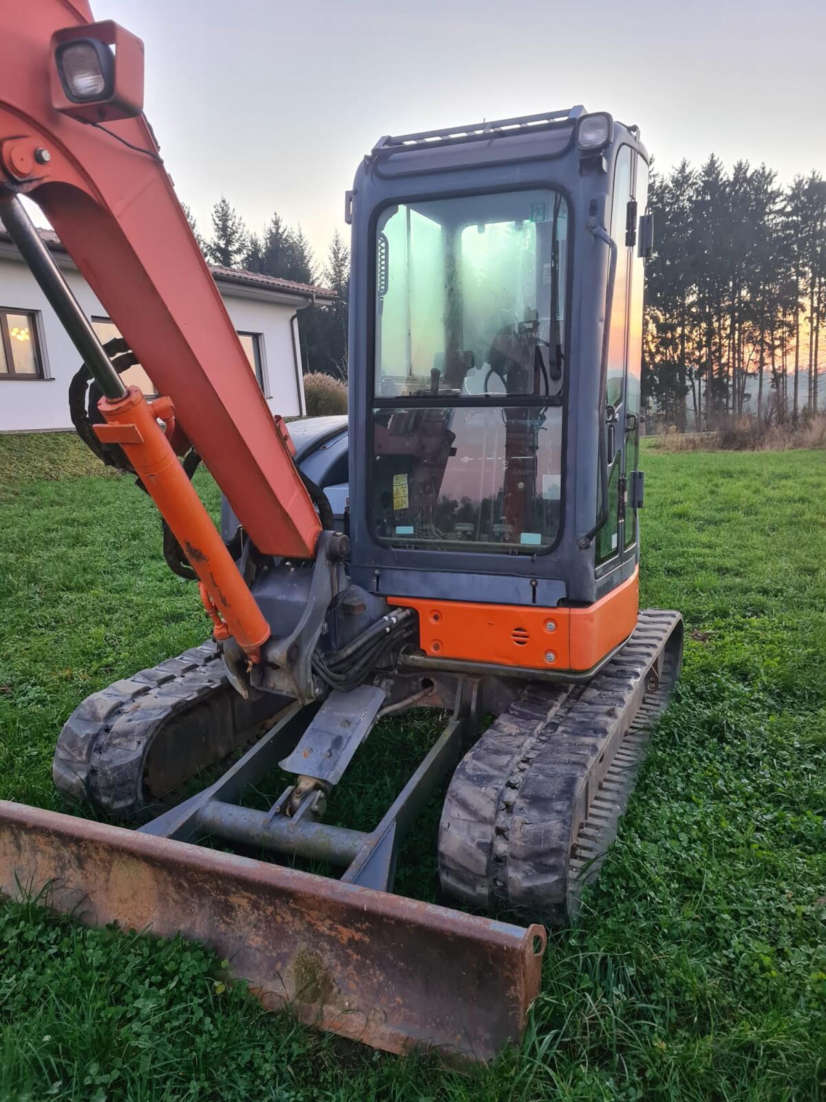 Hitachi Zaxis ZX40 U 4,5 t MS03 Minibagger 3