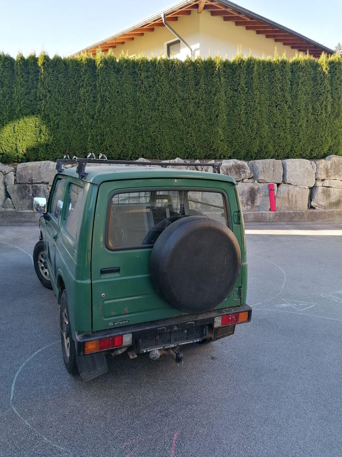 Suzuki Samurai SJ413 3