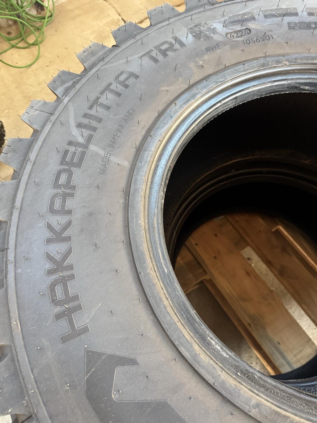 2x NOKIAN HAKKAPELIITTA TRI 360/80 3