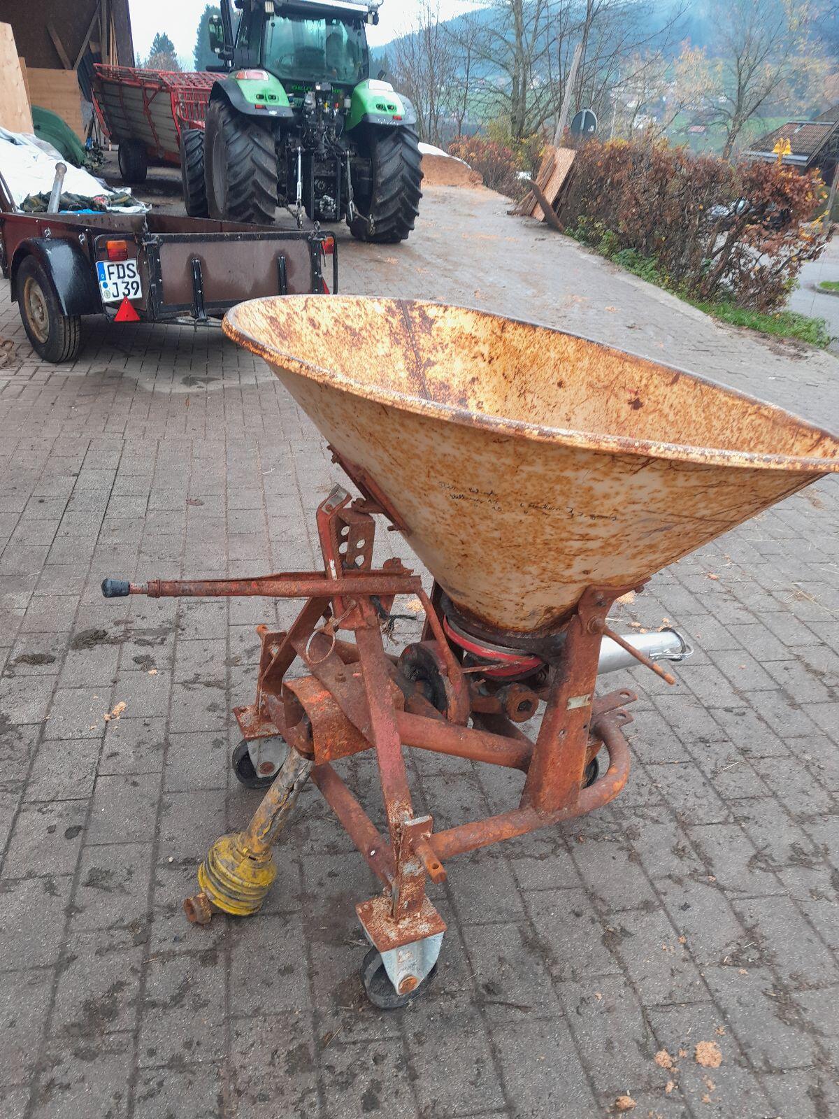 Vicon Düngerstreuer 2