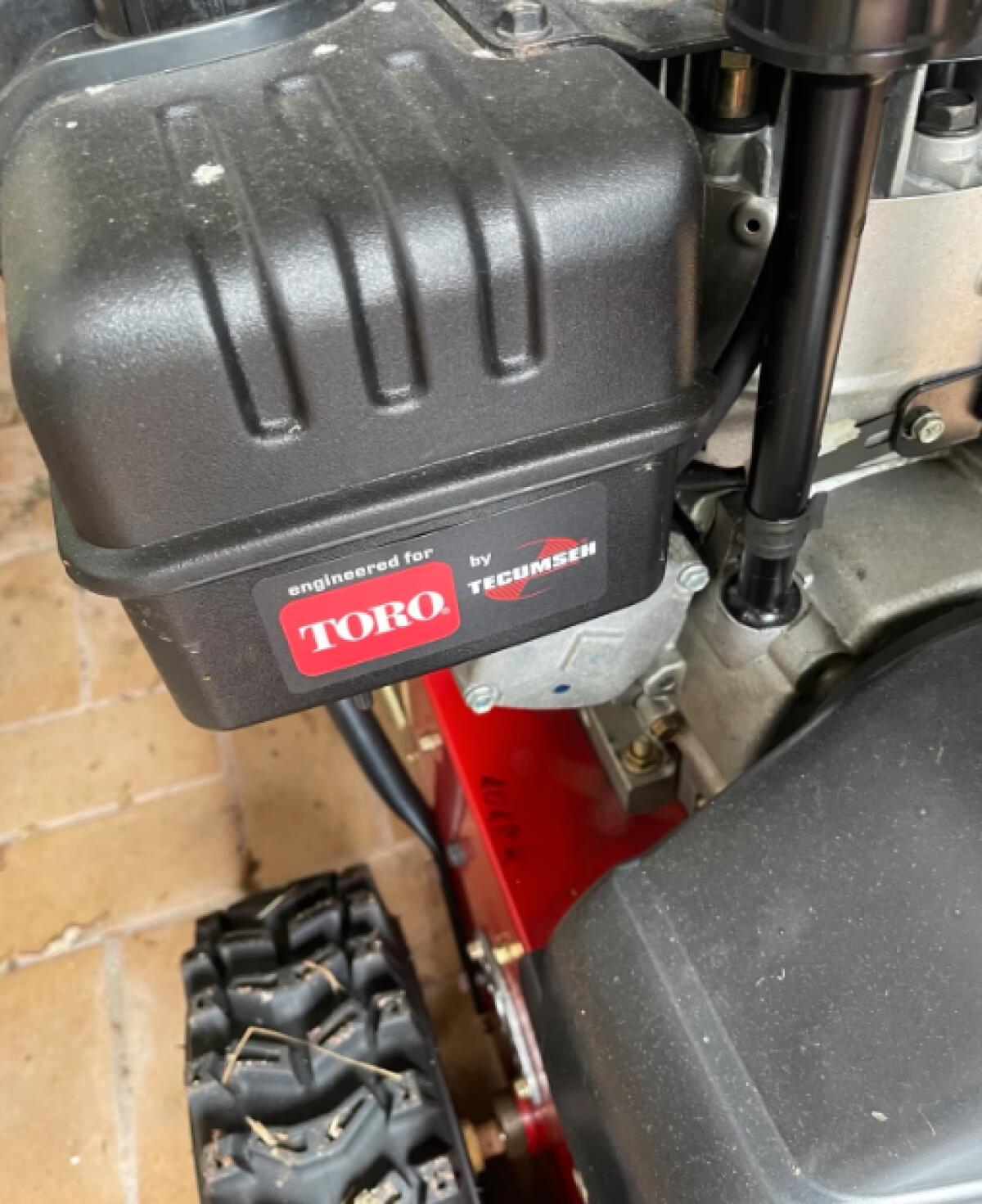Toro 826 LE Schneefräse – Profiqualität, neuwertig – 8 PS 2