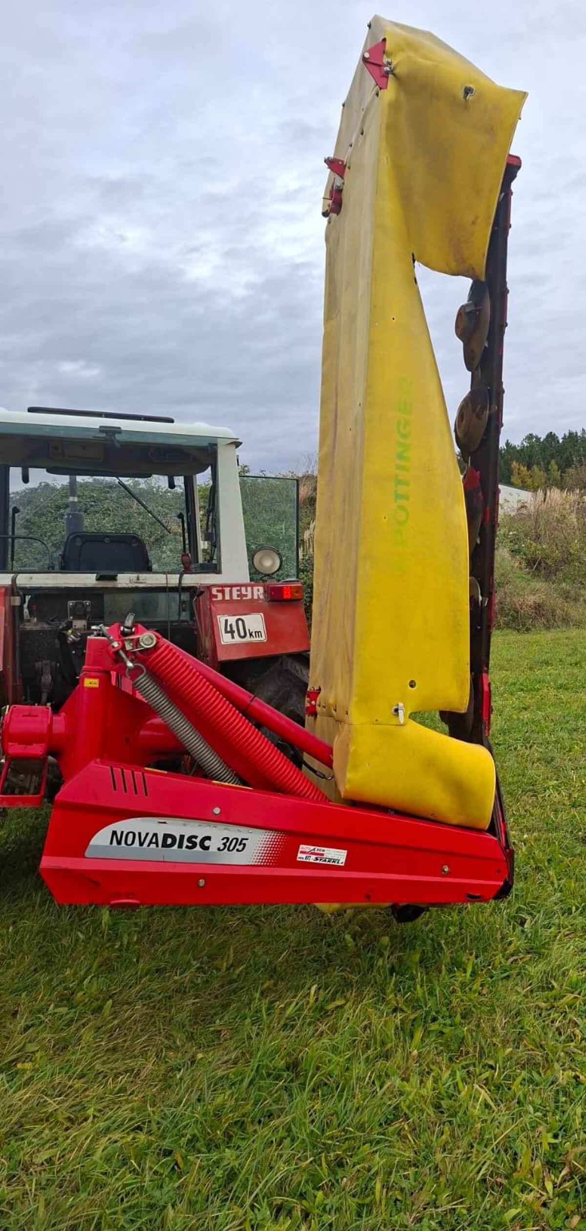 Mähwerk Pöttinger Novadisc 305 3