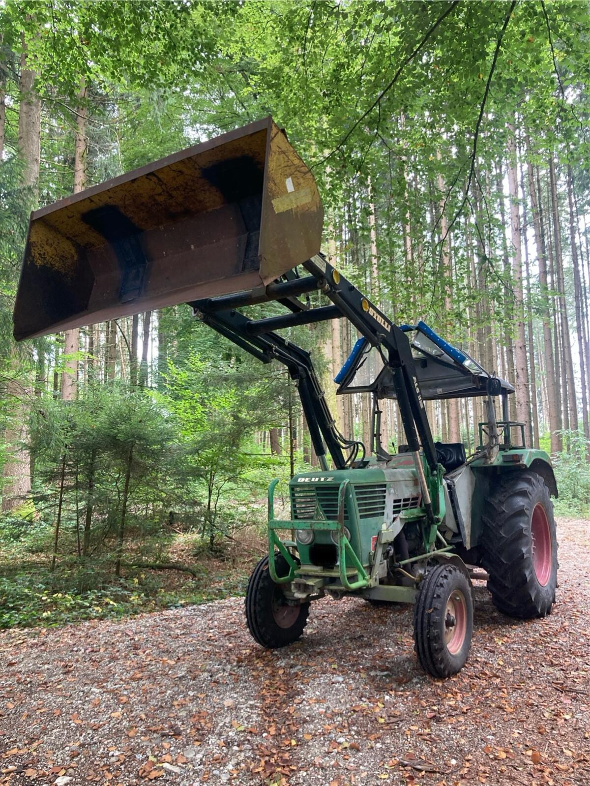 Deutz 6006 mit Industriefrontlader 2