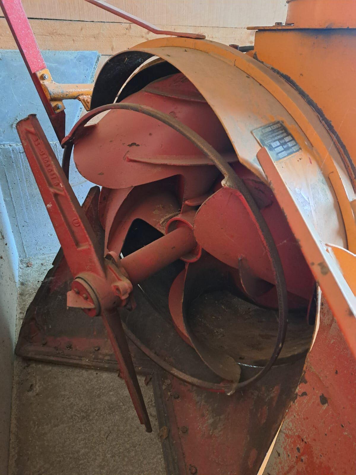 Schmidt Schneeschleuder 2