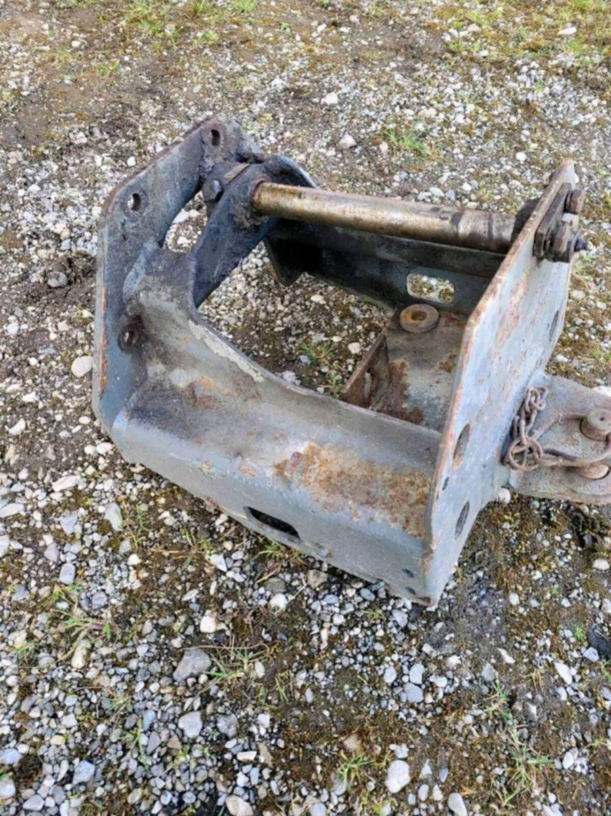 Verkaufe Achsbock Steyr T84 1