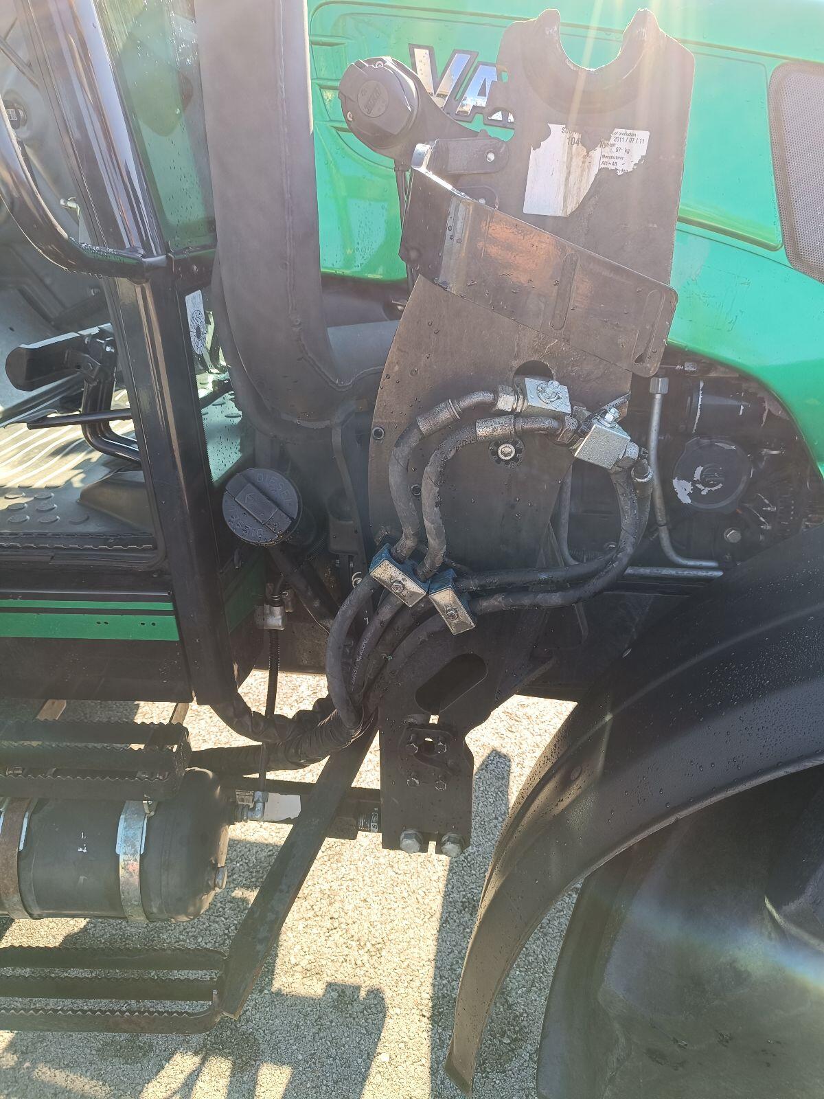 Frontlader Konsole Quicke für Valtra A Serie 3