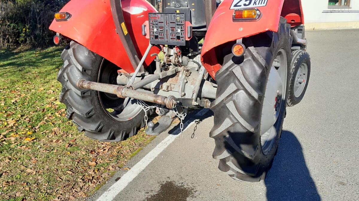 Massey Ferguson 35x 2