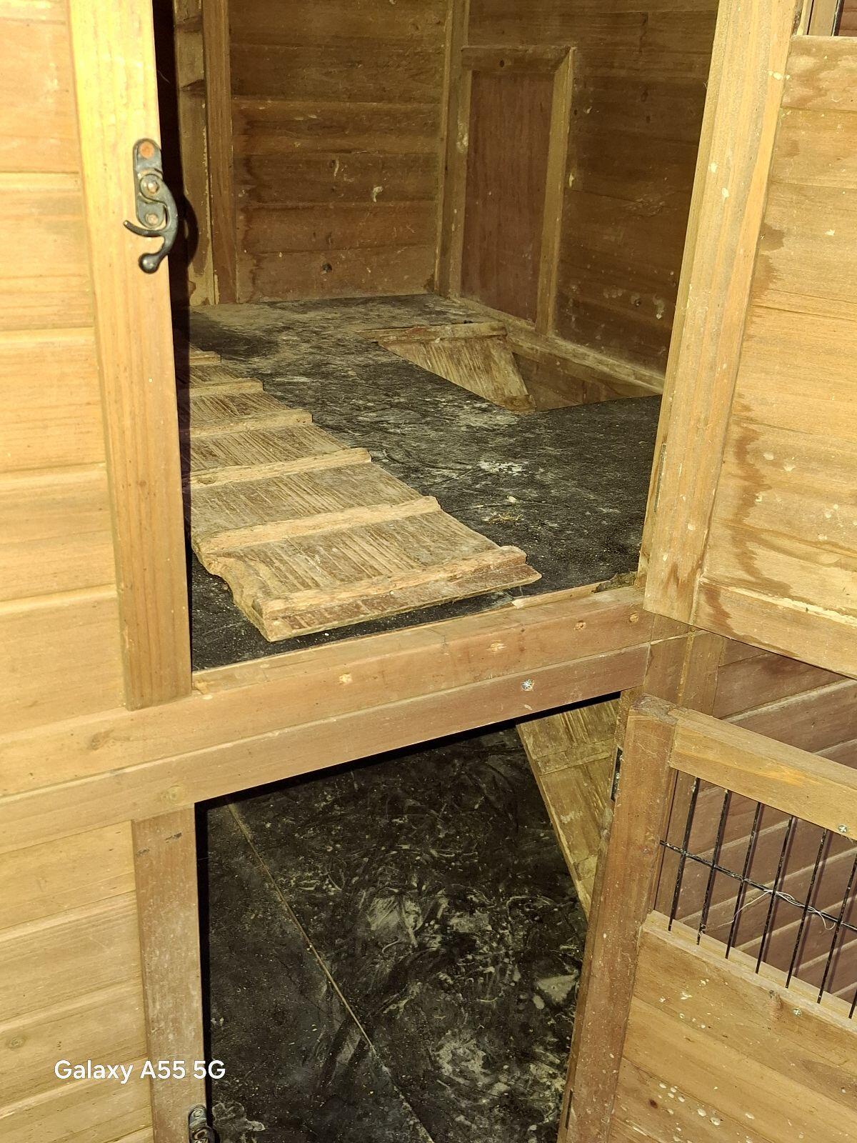 Sehr schöner und sehr guter Hühnerstall 2