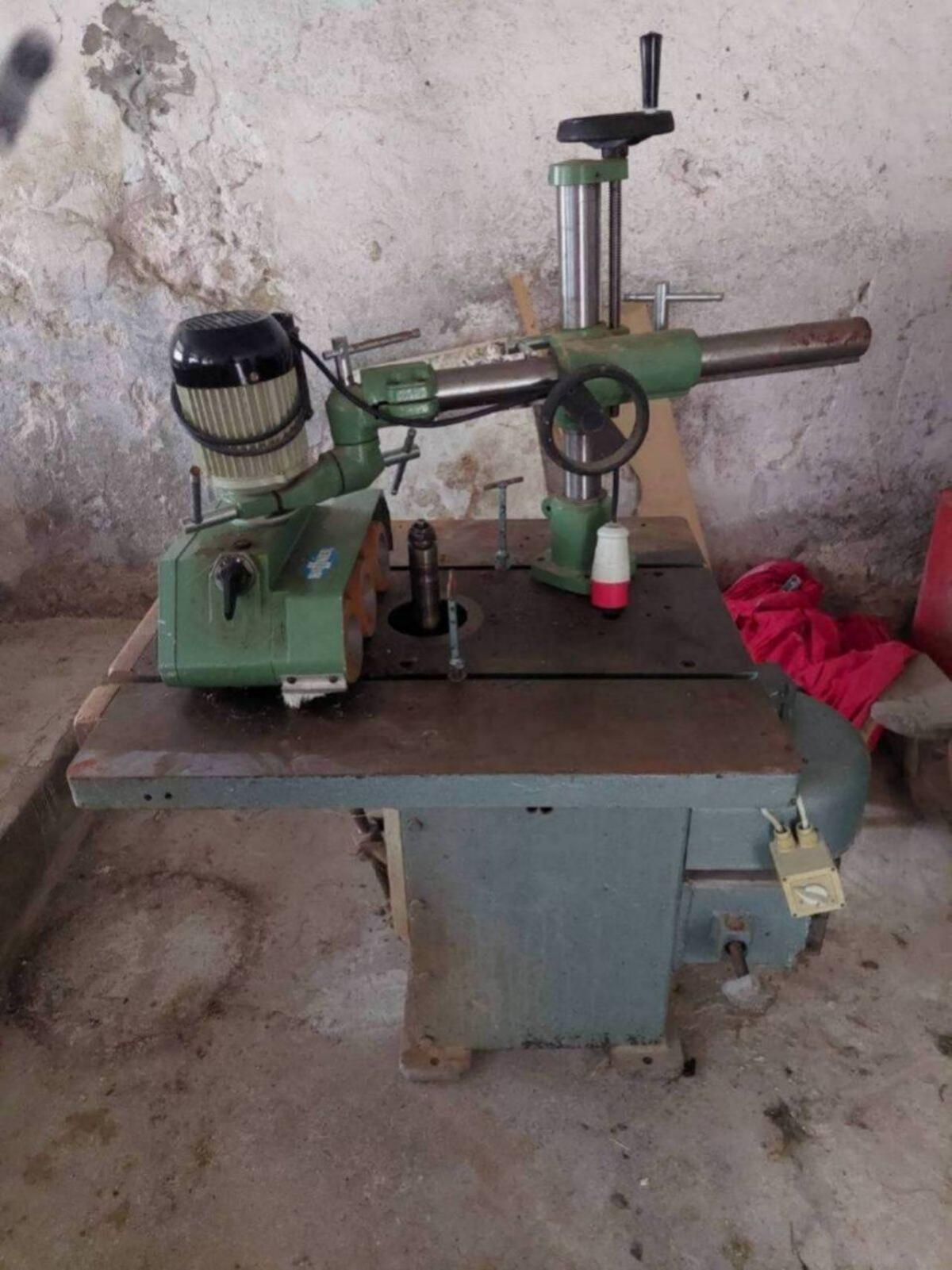 Tischfräse mit Vorschub 1