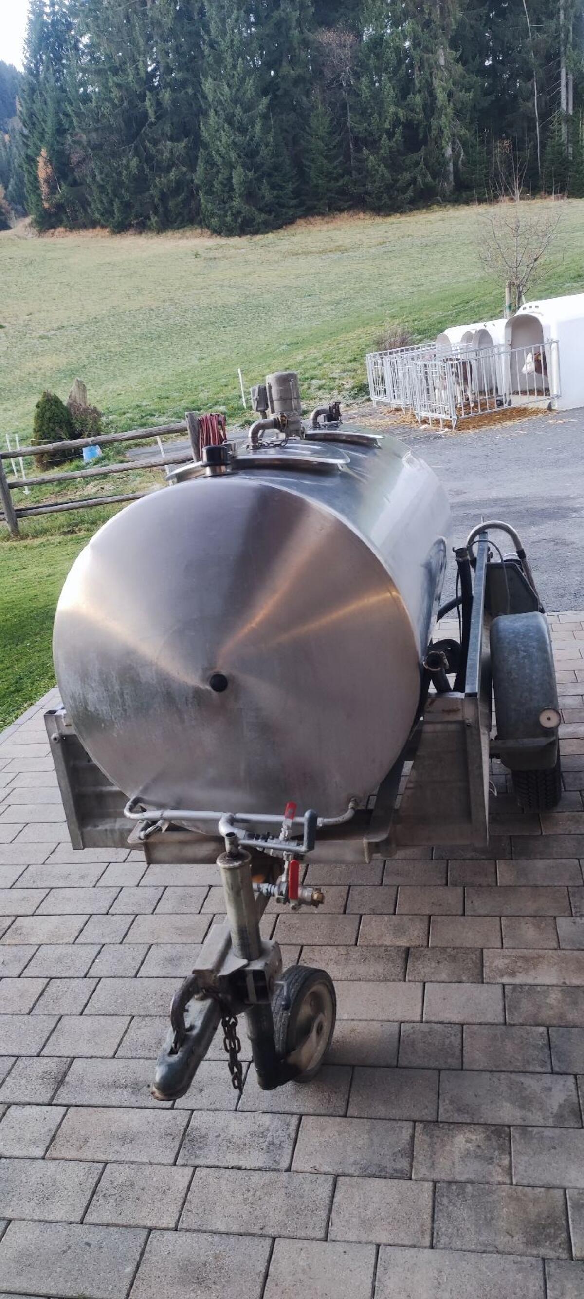 Mobiler Milchtank 950 l 2