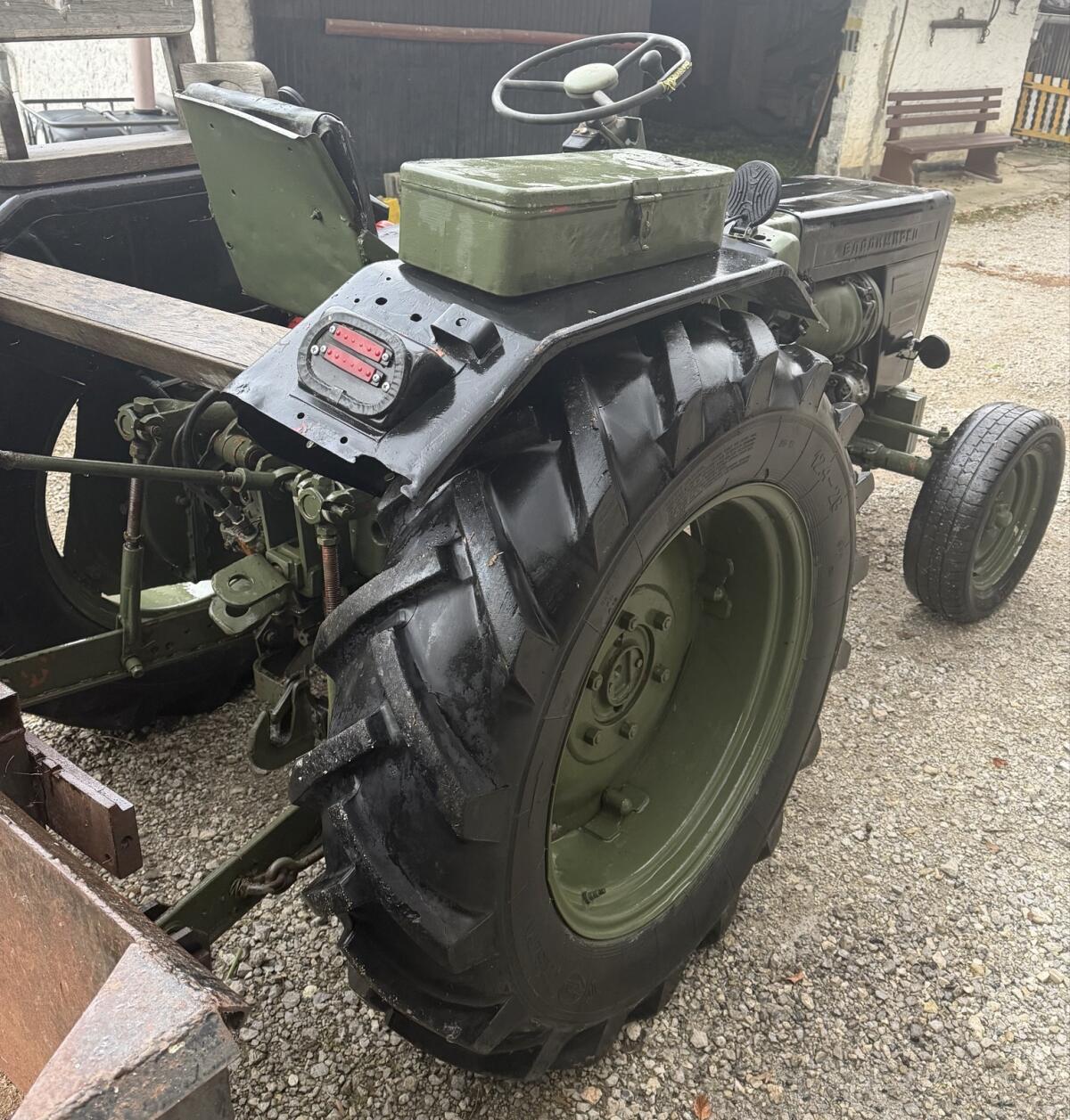 Belarus Vladimirec T25 3