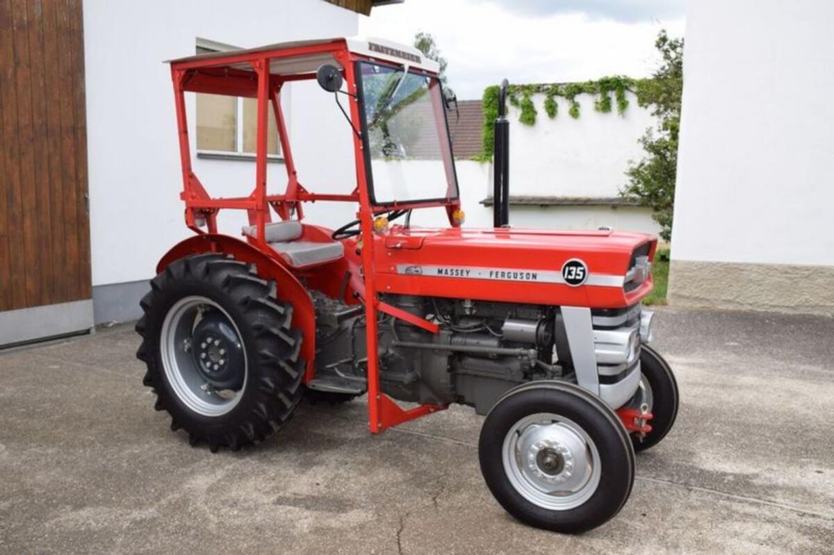 Massey Ferguson MF 135 Schmalspur/Weinberg 1