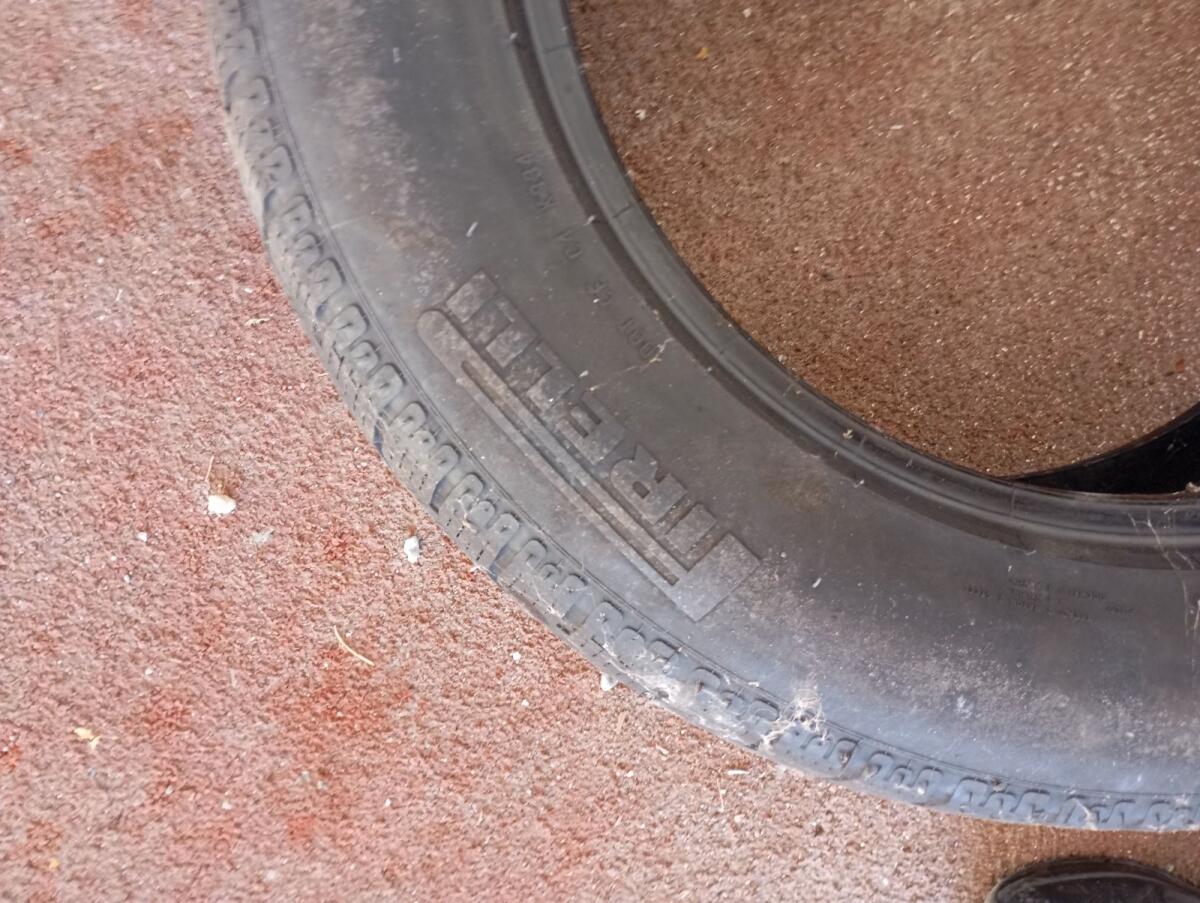 Verschenke Winterreifen und Sommerreifen 1