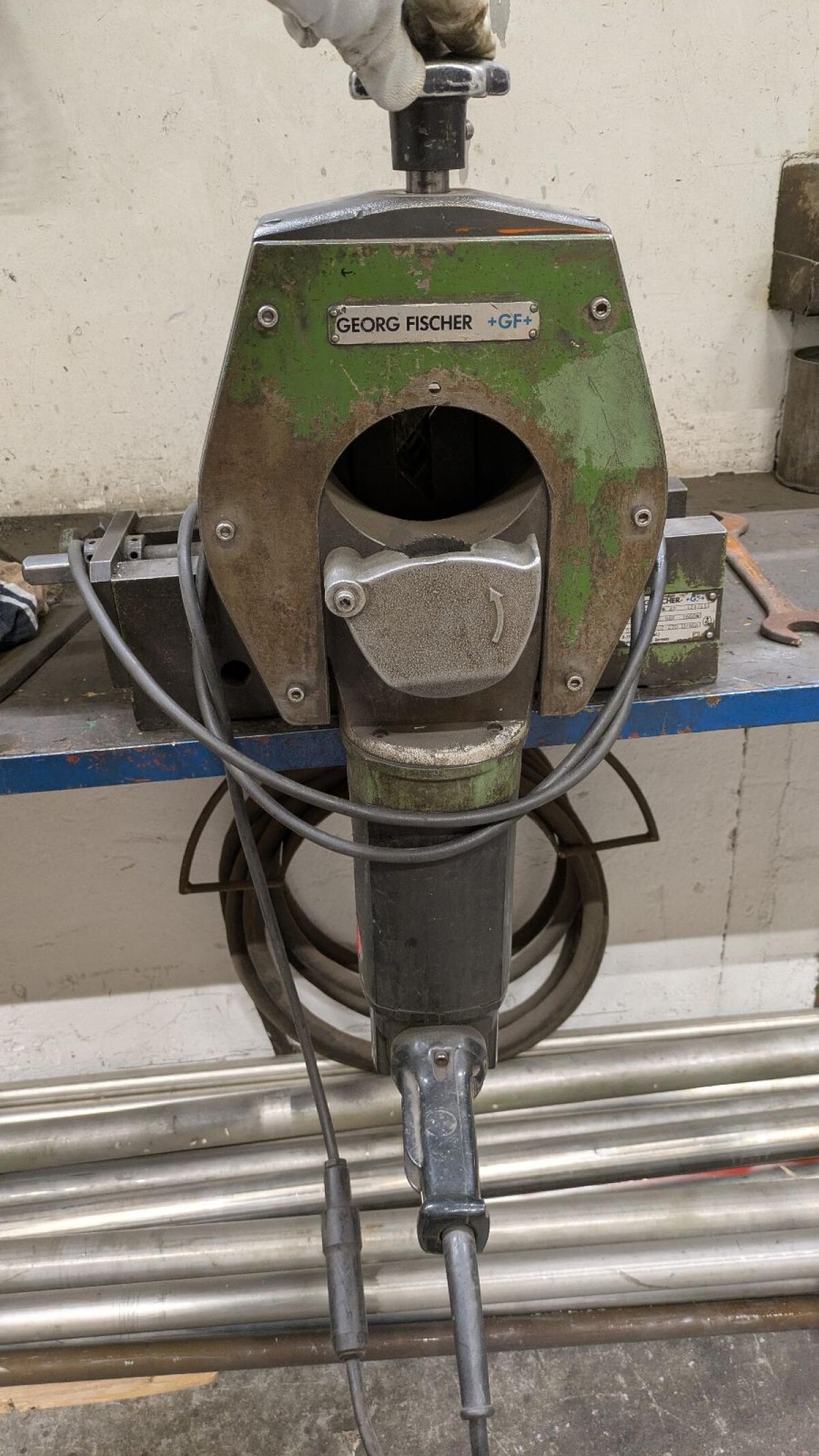 GF Säge / Orbital Rohrsäge inkl. Ersatzblätter 2