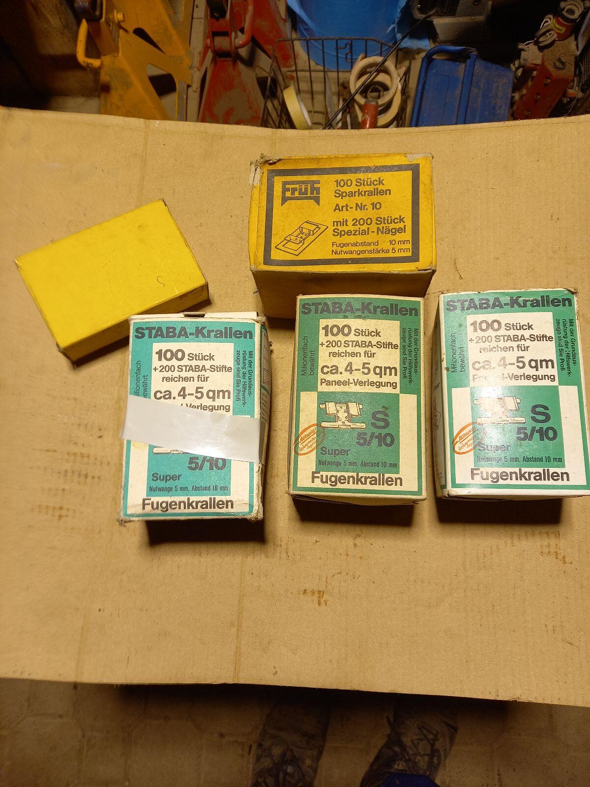 Spar-Klammern mit Nägeln für Paneele 1