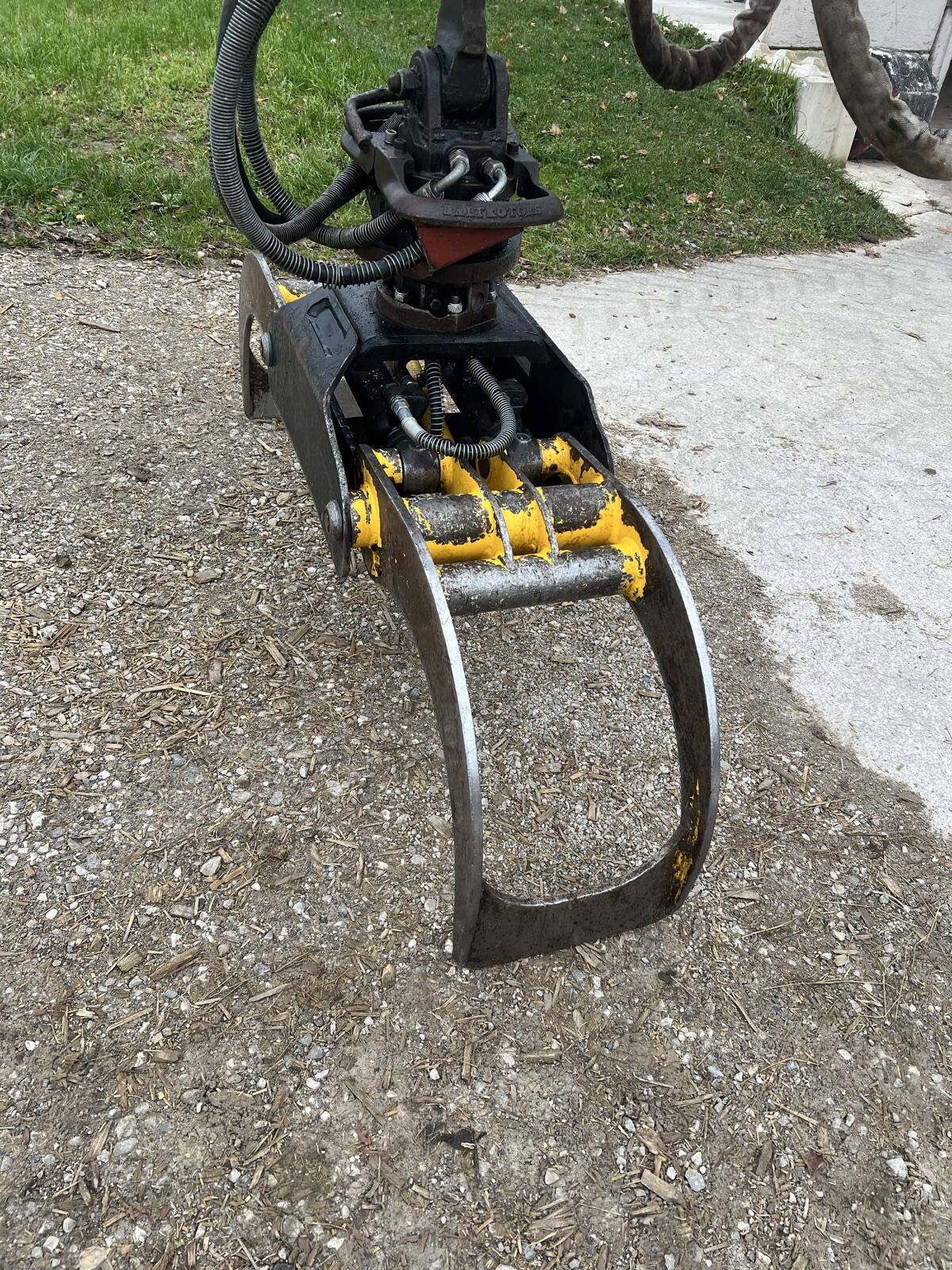 Holzgreifer Gripen 3